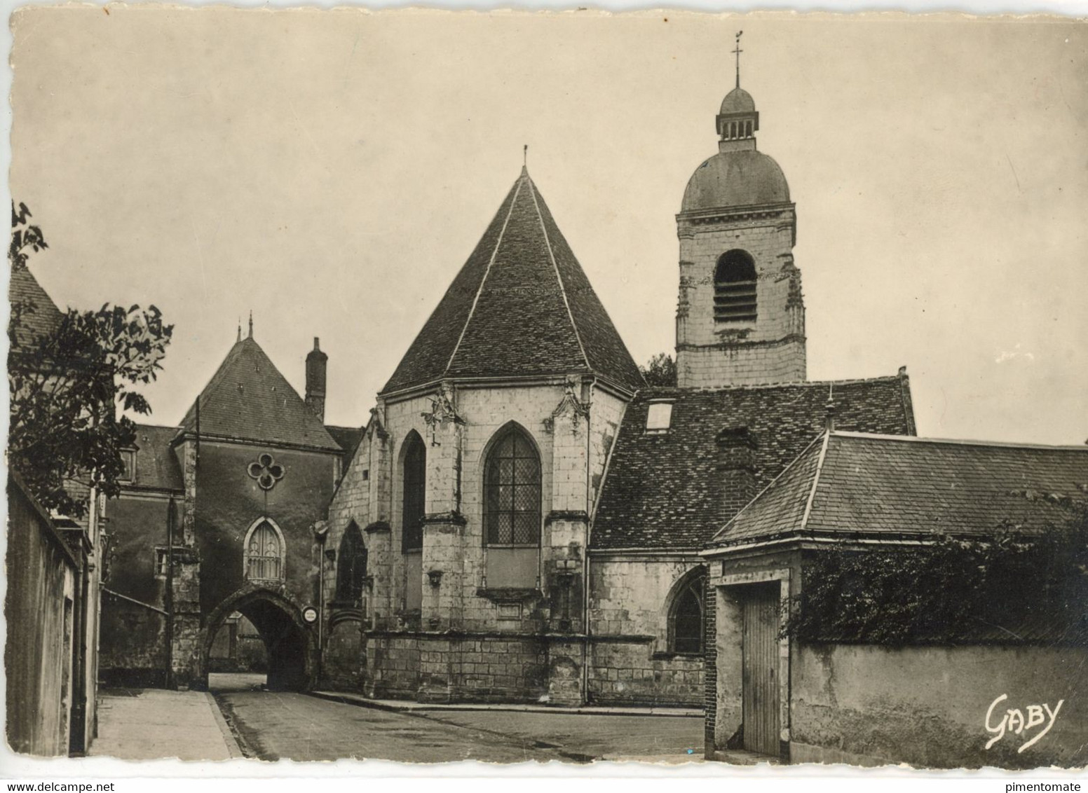 NOGENT LE ROTROU CARREFOUR SAINT LAURENT - Nogent Le Rotrou