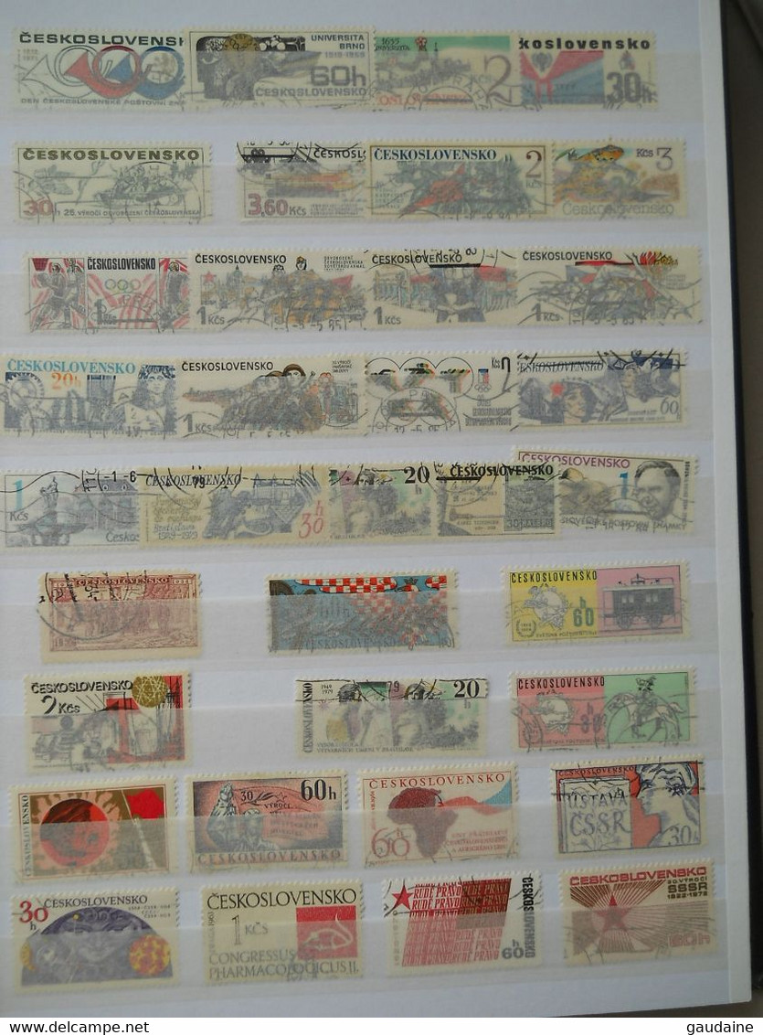 TCHECOSLOVAQUIE CESKOSLOVENSKO - LOT DE 730 TIMBRES DIFFERENTS - SET - COLLECTION