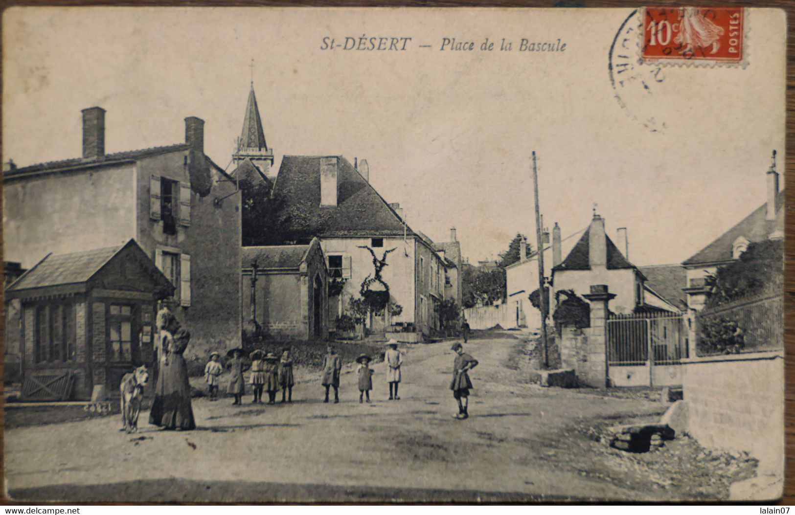 C. P. A. : 71 : SAINT-DESERT : Place De La Bascule, Animé, Timbre En 1908 - Sonstige & Ohne Zuordnung