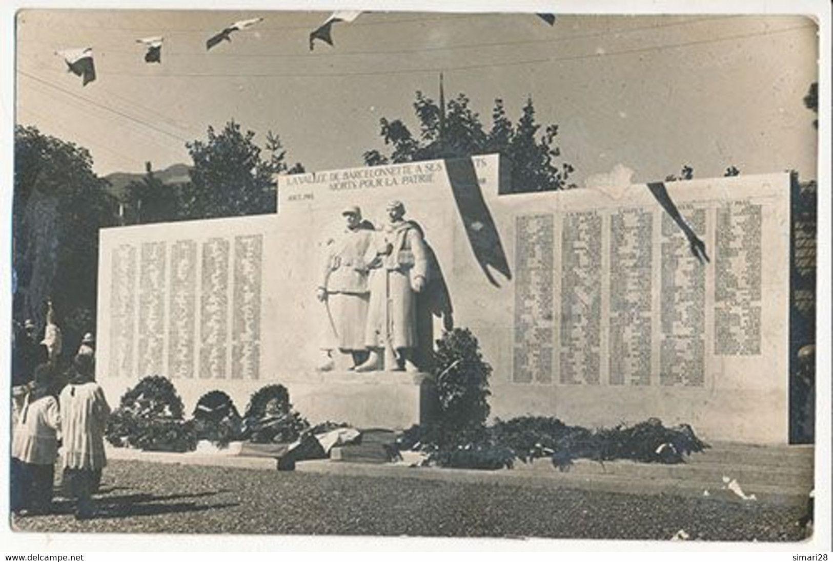 BARCELONNETTE - CARTE PHOTO - MONUMENT AUX MORTS POUR LA PATRIE - Barcelonnette