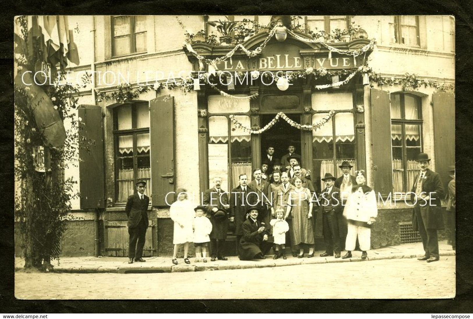 SAINT OMER - HOTEL ESTAMINET A LA BELLE VUE - RUE FAIDHERBE ET RUE DU LION BLANC ( JEAN JAURES ) DEGUISEMENT FETE CAFE - Saint Omer