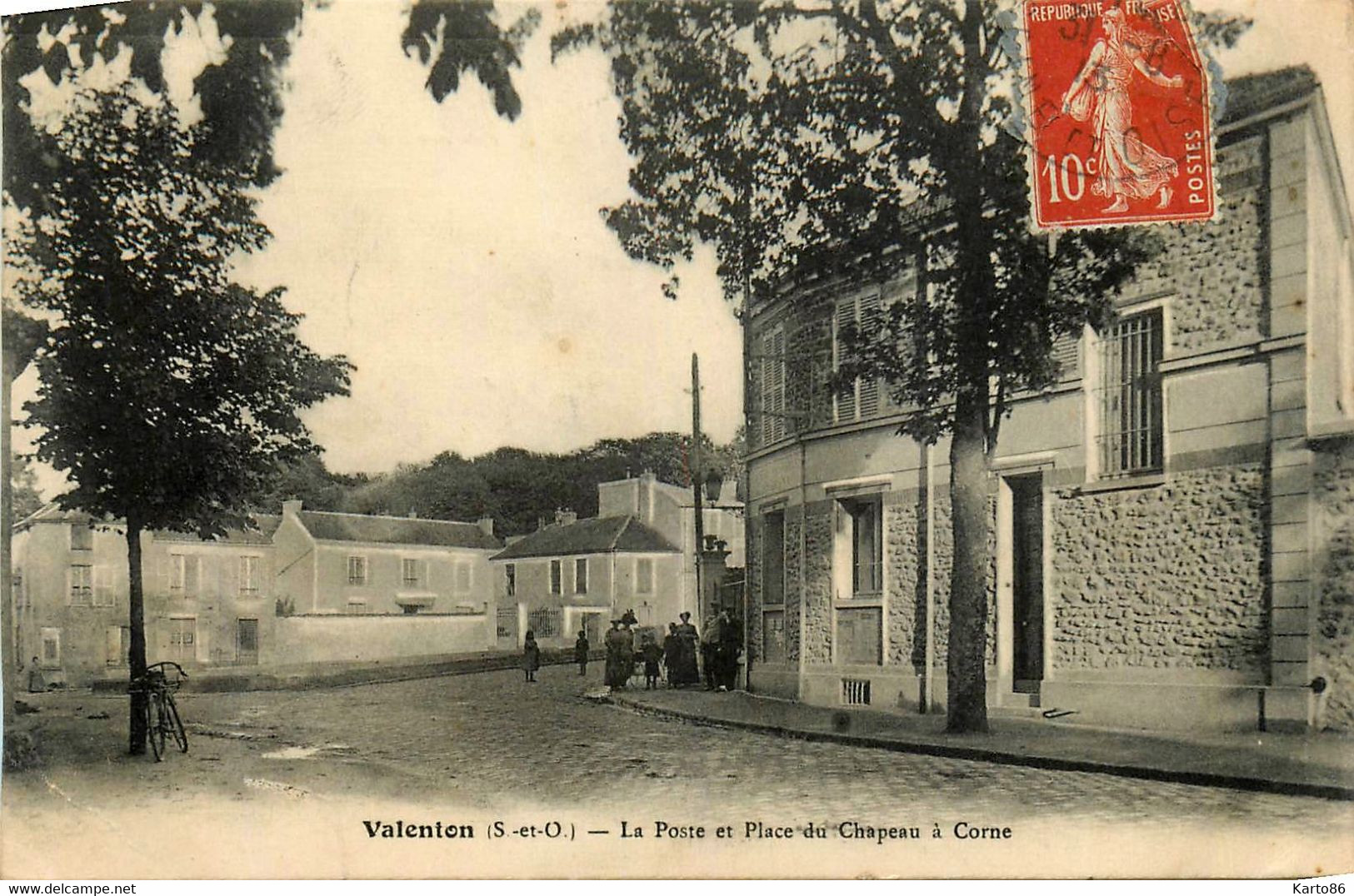 Valenton * La Place Du Chapeau à Corne * Le Poste , Ptt - Valenton