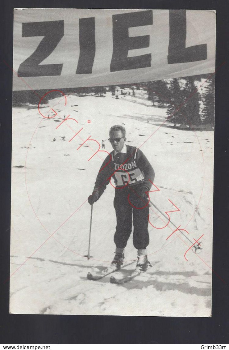 Oberstdorf 1959 - Skieur Professionnel Pendant La Compétition - Fotokaart - Winter Sports