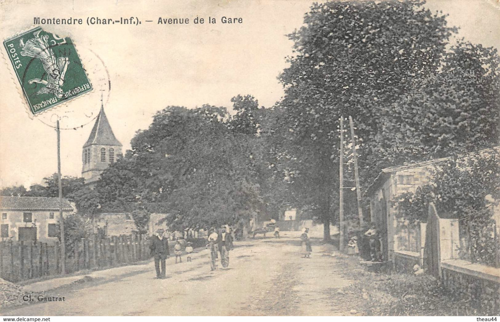 ¤¤   -   MONTENDRE-les-PINS   -   Avenue De La Gare       -  ¤¤ - Montendre