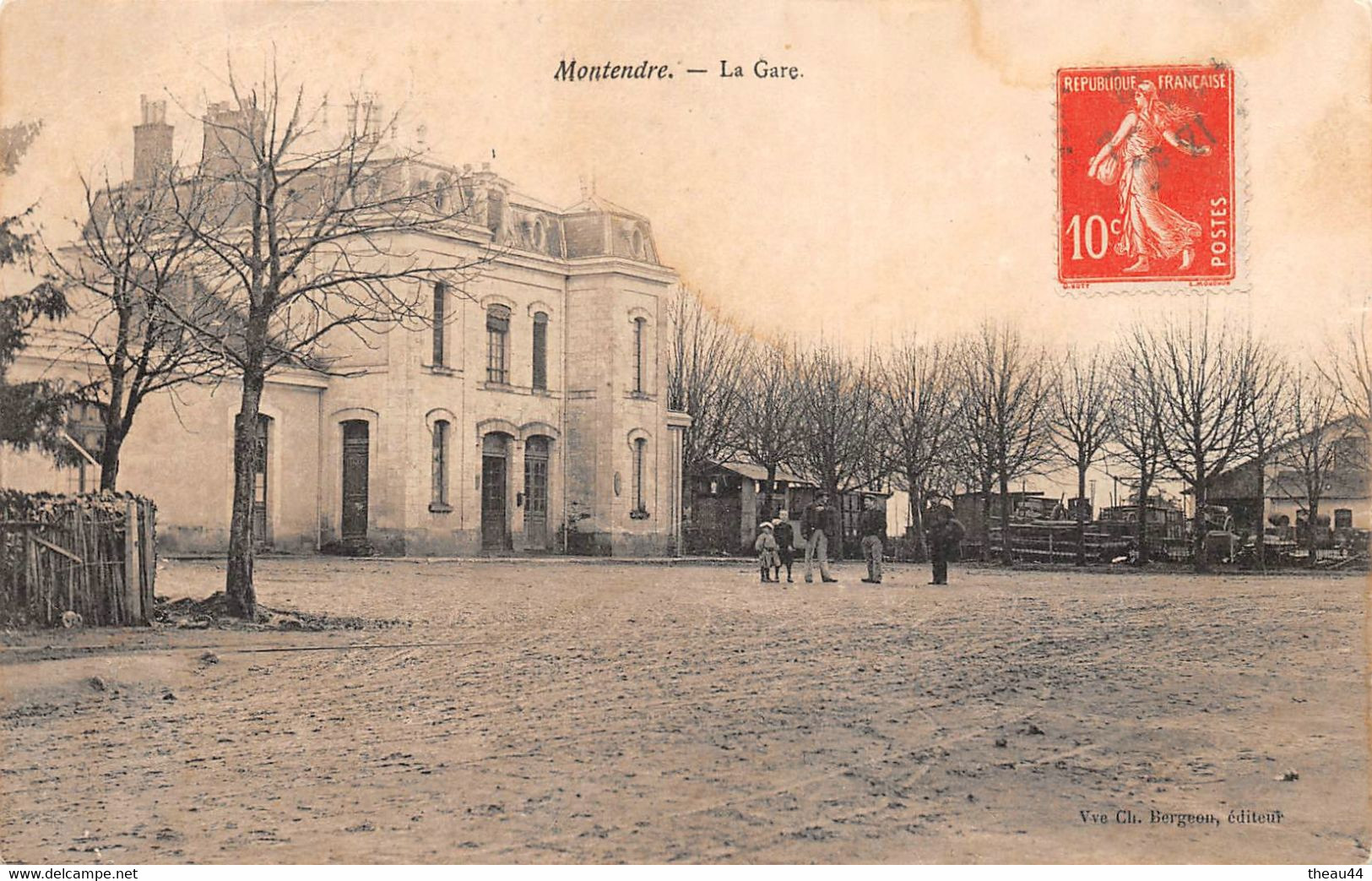 ¤¤   -   MONTENDRE-les-PINS   -   La Gare  -   Chemin De Fer     -  ¤¤ - Montendre