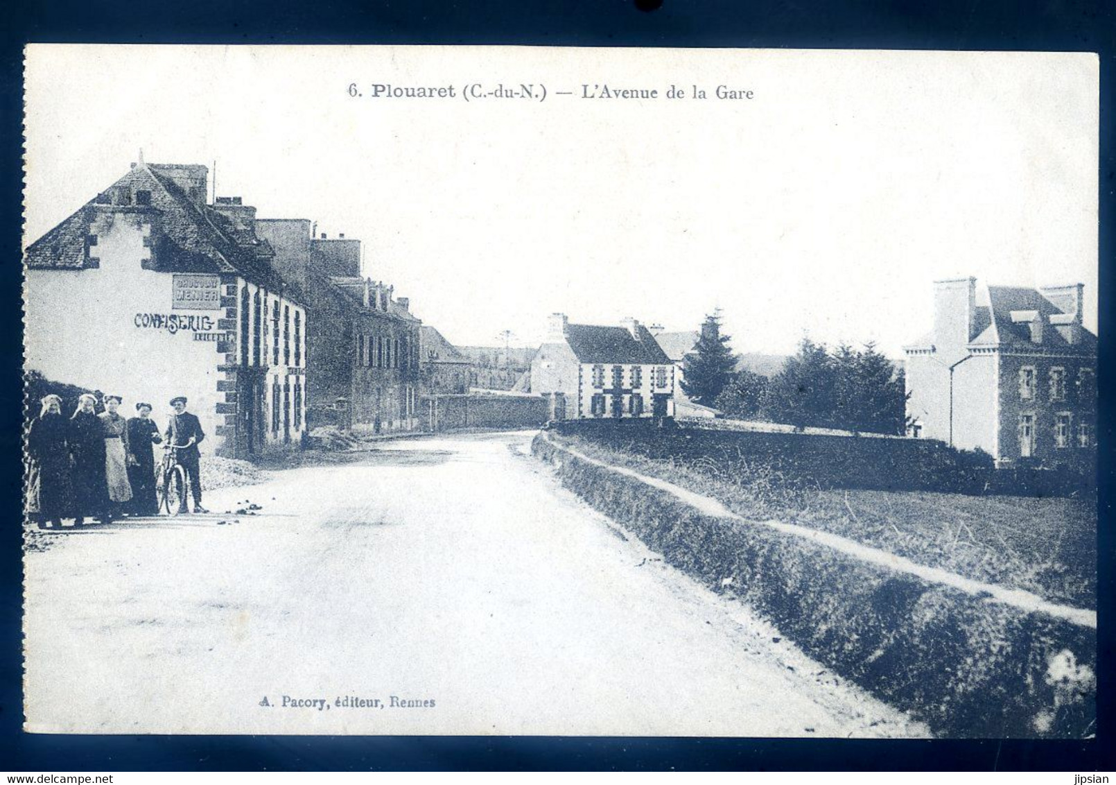 Cpa Du 22  Plouaret  -- L' Avenue De La Gare      FEV22-56 - Plouaret