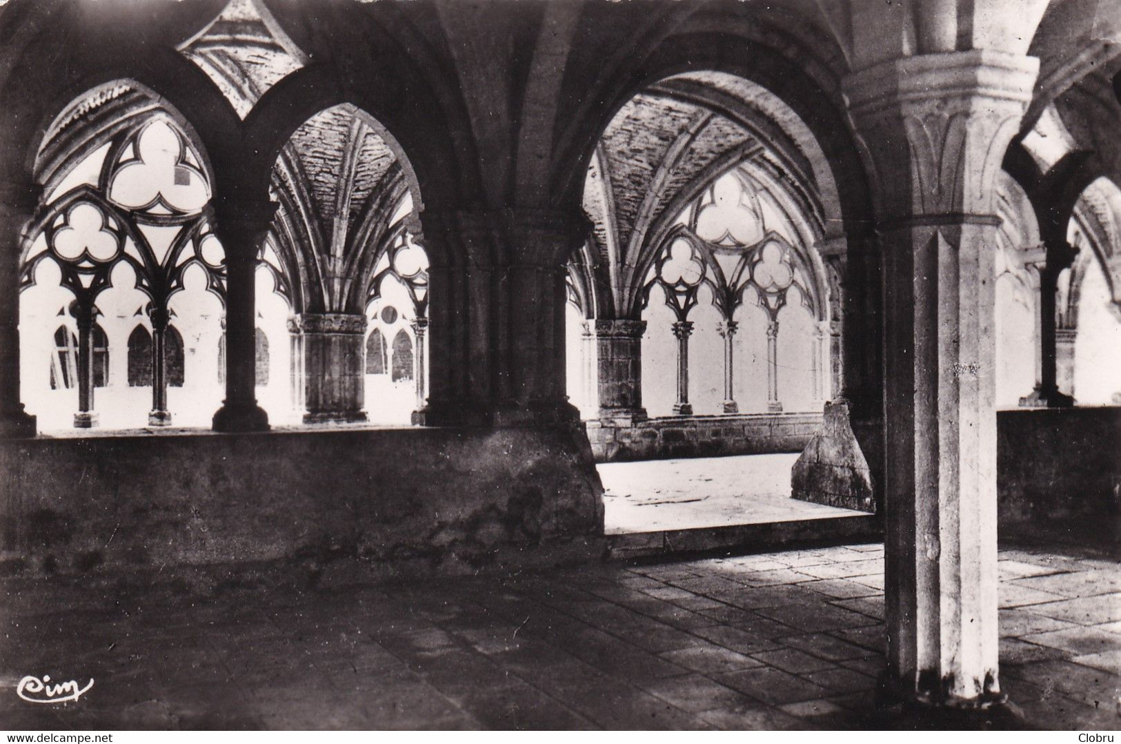 18, Saint Amand Montrond, Abbaye De Noirlac, Salle Capitulaire Et Le Cloître - Saint-Amand-Montrond