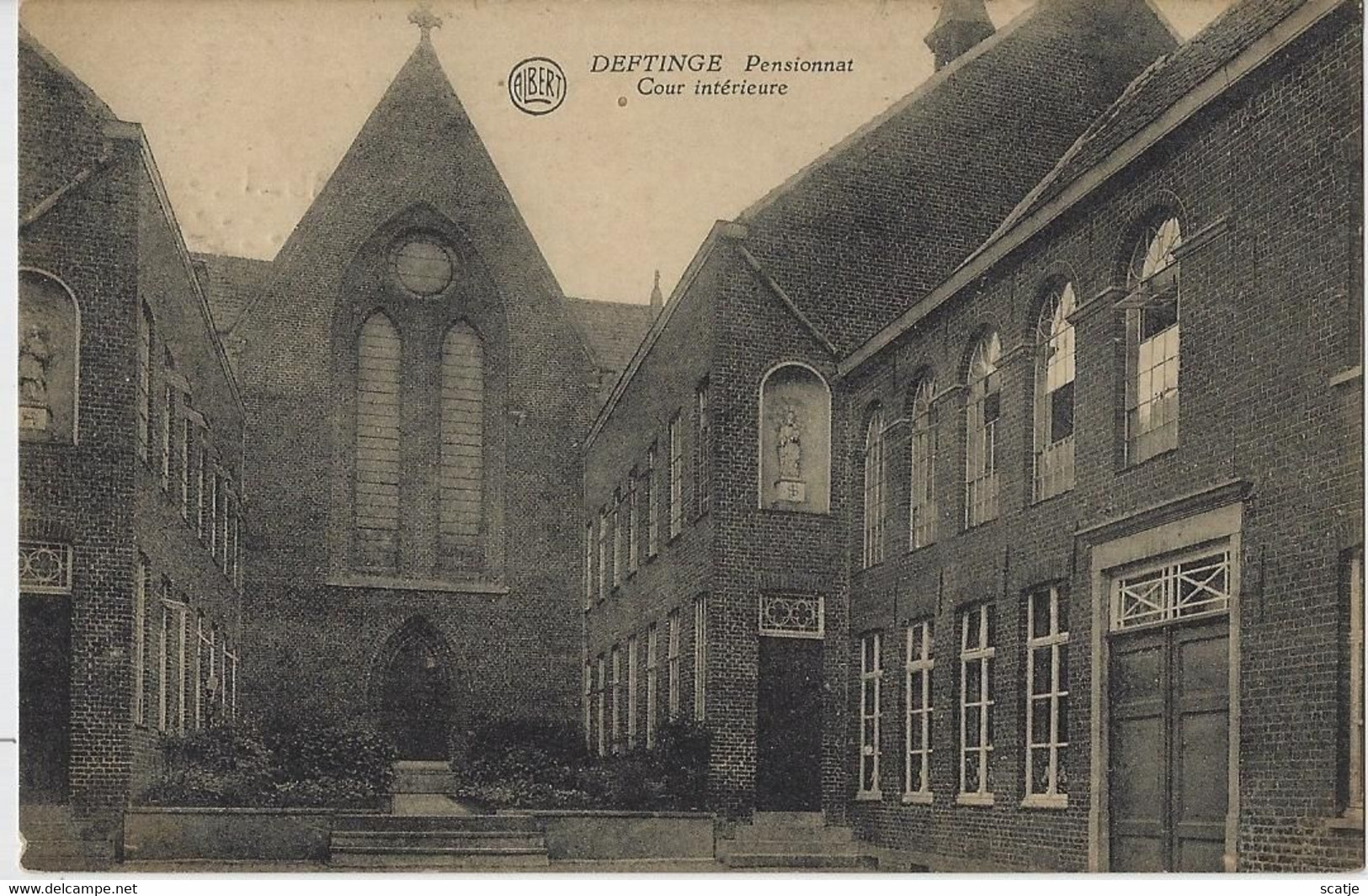 Deftinge.   -   Pensionnat   -   Cour Intérieure.   -   1921   Naar   Schoorisse - Lierde