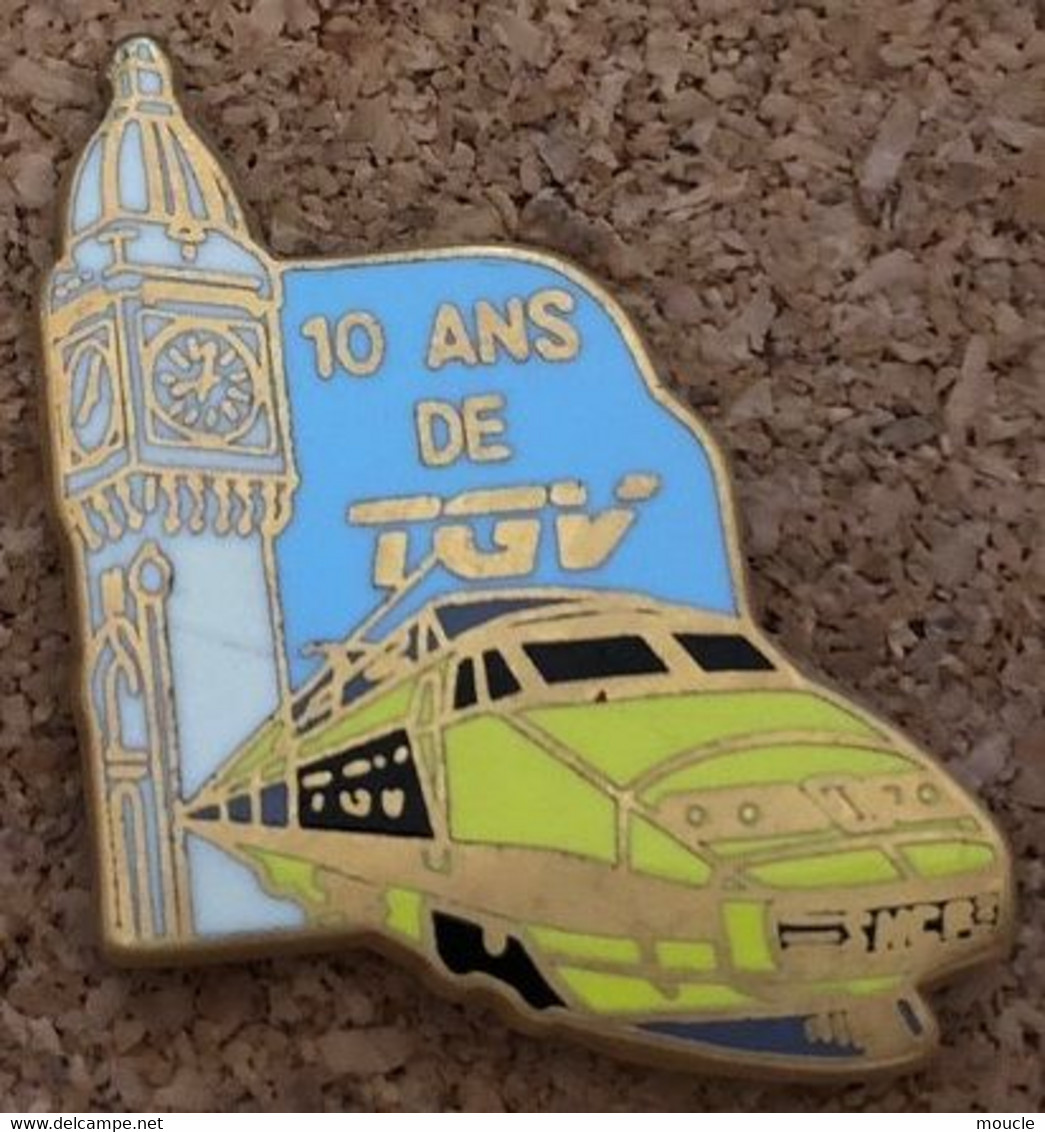 10 ANS TGV - TOUR DE L'HORLOGE GARE DE LYON - EGF - LOCOMOTIVE JAUNE  - SNCF - ARTHUS BERTRAND - BALLARD -  (30) - TGV