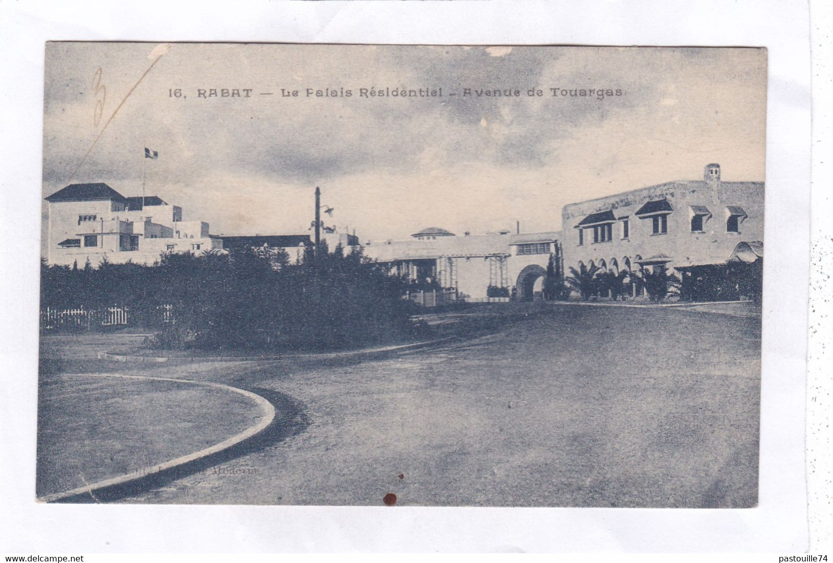 CPA :  14 X 9  -  RABAT  - Le  Palais  Résidentiel  -  Avenue  De  Touargas - Rabat