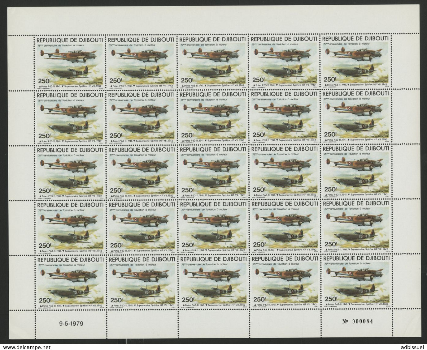 DJIBOUTI POSTE AERIENNE N° 131 MNH ** COTE 137,50 € FEUILLE De 25 EX. AVION PLANE POTEZ SPITFIRE. TB/VG - Gibuti (1977-...)