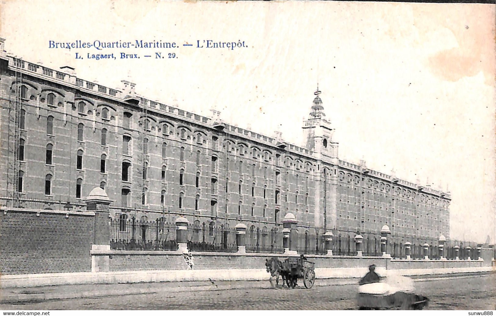 Bruxelles Quartier Maritime - L'Entrepôt (animée L Lagaert Voir Dos) - Maritiem