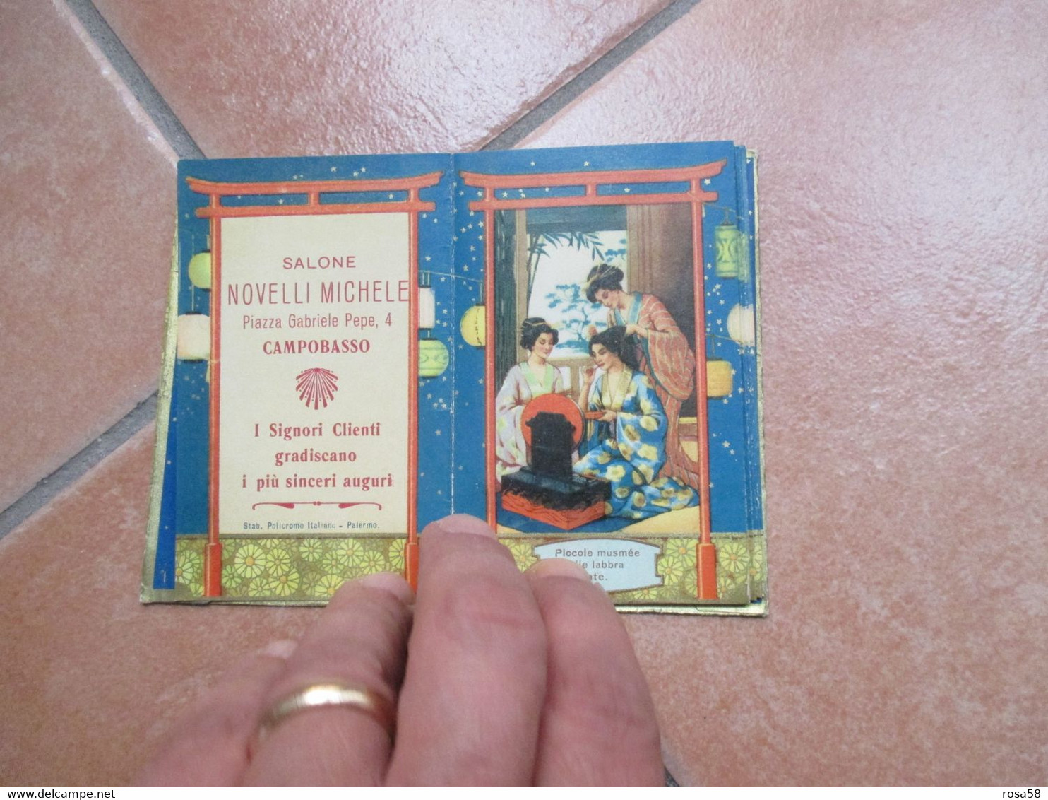 1935 Almanacco Profumato Le Belle MUSMè Giappone Stampa A Rilievo A Fisarmonica + BUSTINA - Petit Format : 1921-40