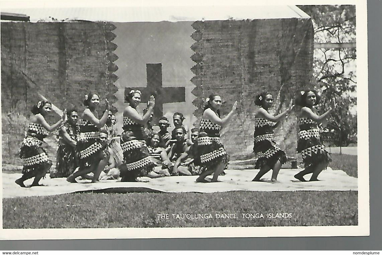 59129 ) Tonga Islands Tau'olunga Dance Real Photo Postcard RPPC - Tonga