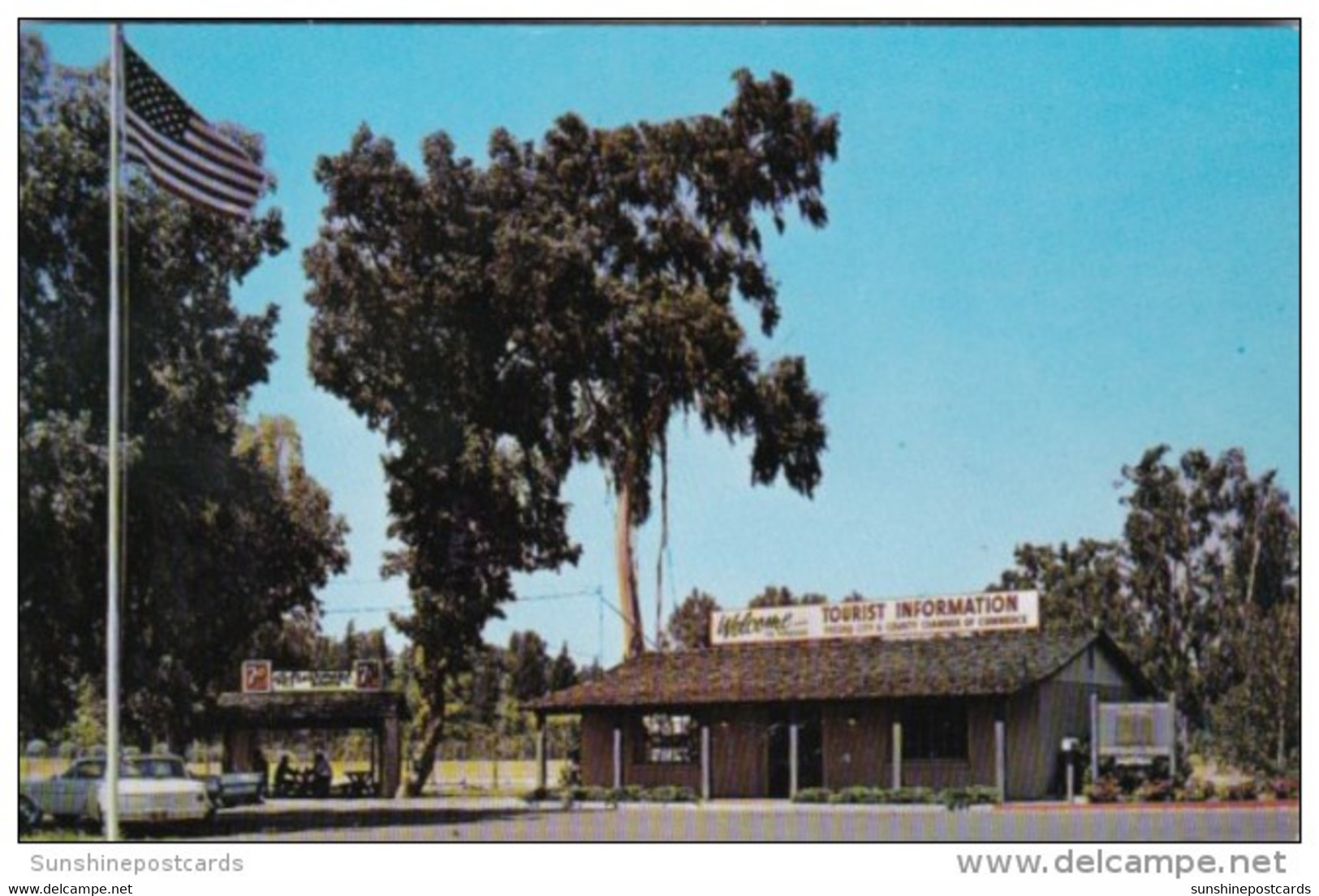 California Fresno Tourist Information Center 7 Up Sign - Fresno