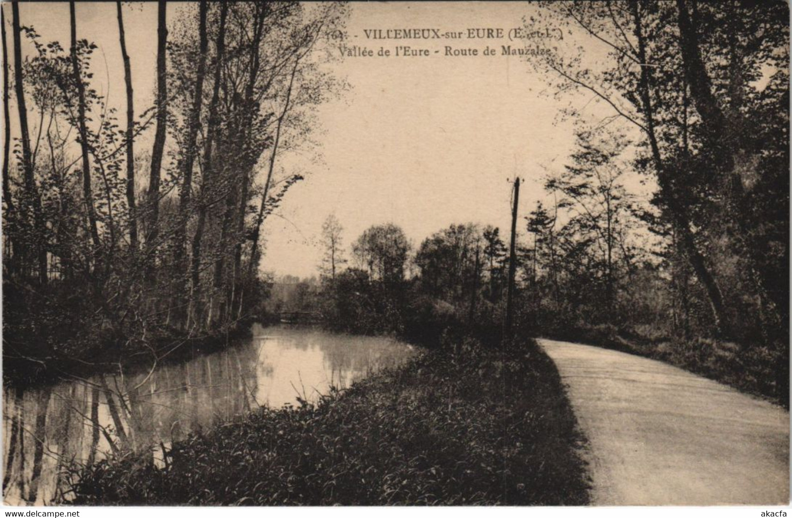 CPA VILLEMEUX-sur-EURE Vallee De L'Eure (1202462) - Villemeux-sur-Eure