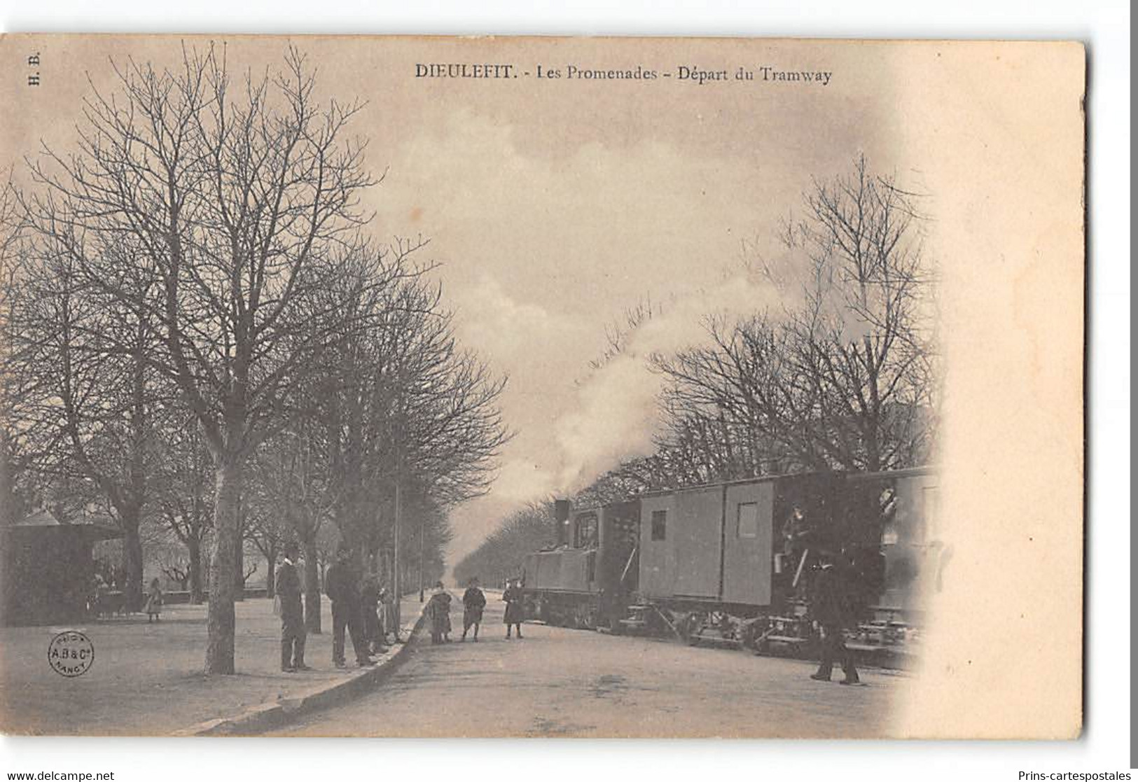 CPA 26 Dieulefit Les Promenades Et Le Train Tramway - Dieulefit