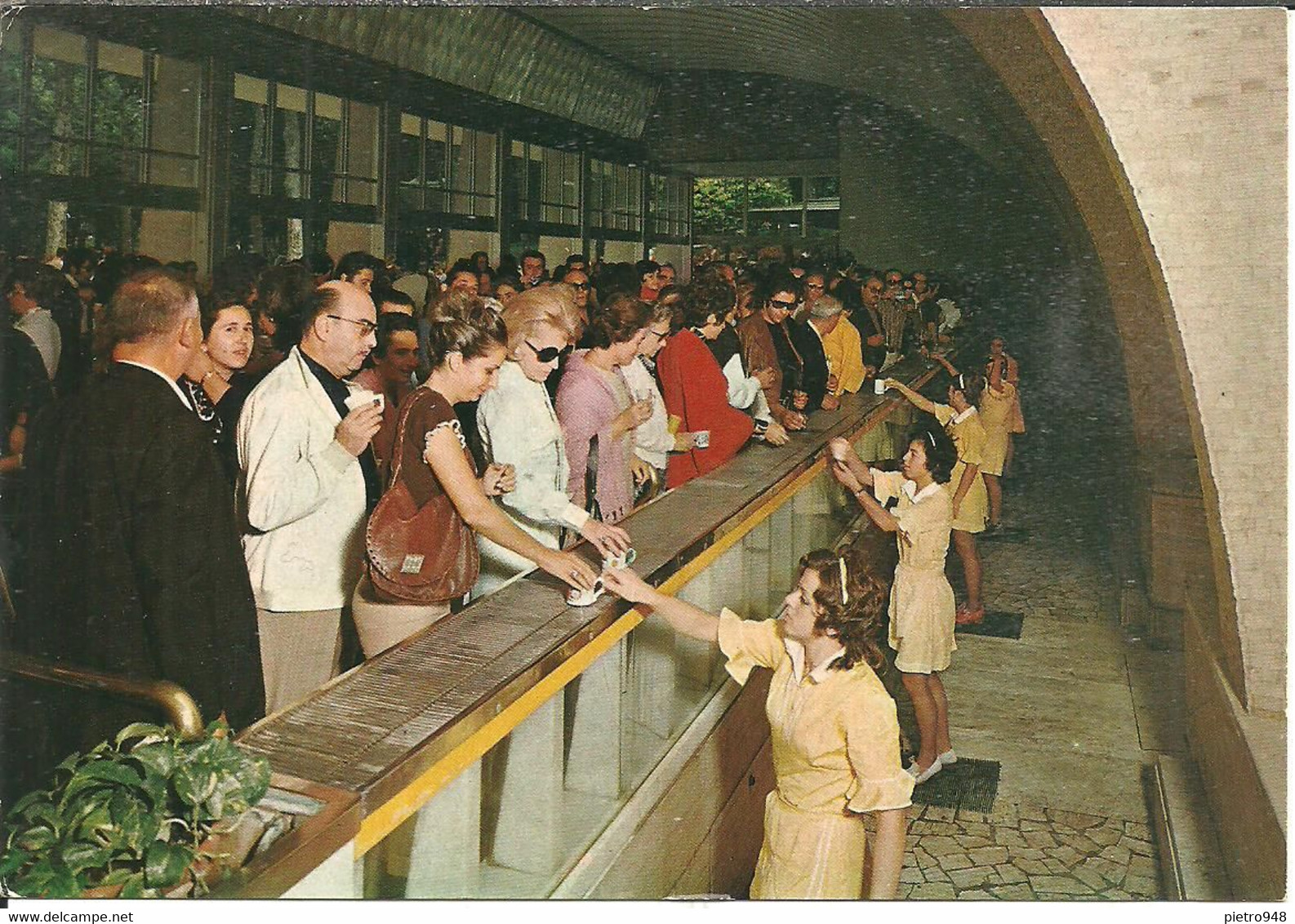 Chianciano Terme (Siena) Stabilimento Acquasanta, Banchi Di Mescita, Pouring Boards, Bancs Des Boissons - Siena