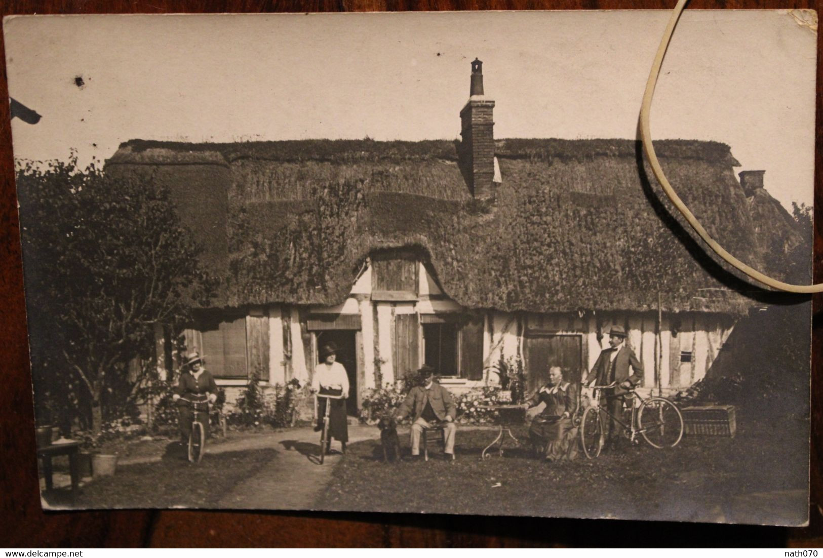 Carte Photo 1910's Famille Maison Vélos Cyclistes - Sonstige & Ohne Zuordnung