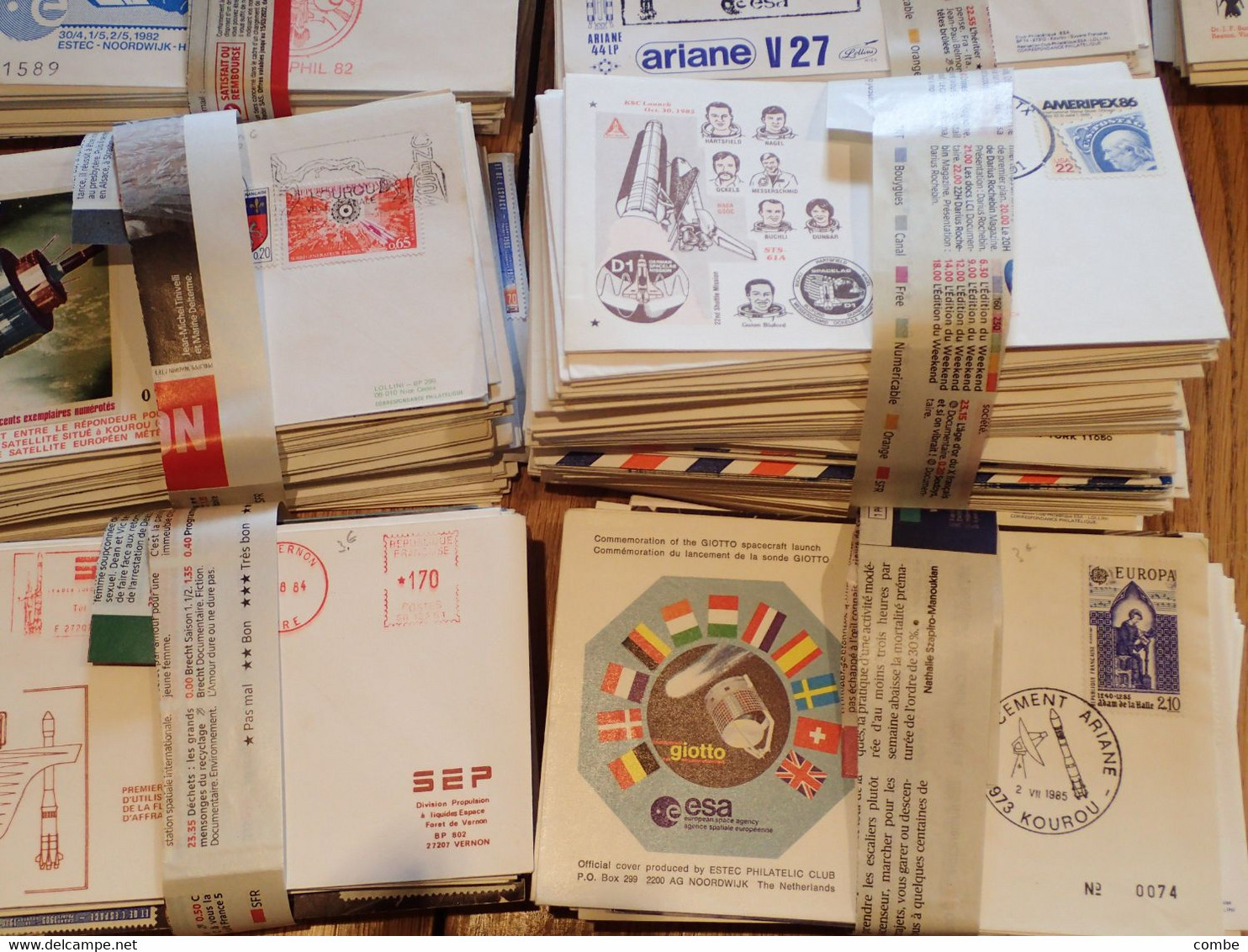 GROS LOT D'ENVELOPPES ESPACE MONDE. ENVIRON 666 PIECES,.    2,800Kg - Collections