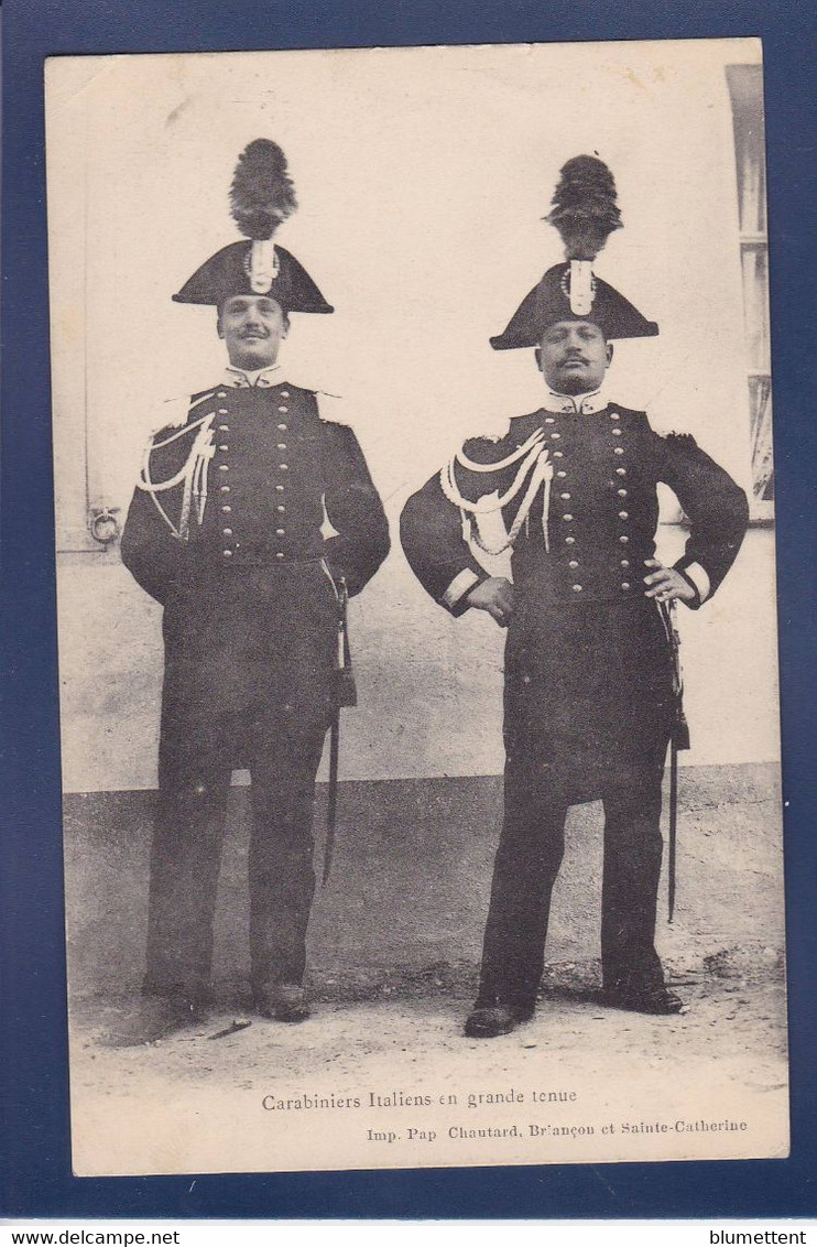 CPA Italie Type Circulé Uniforme Militaria - Other & Unclassified