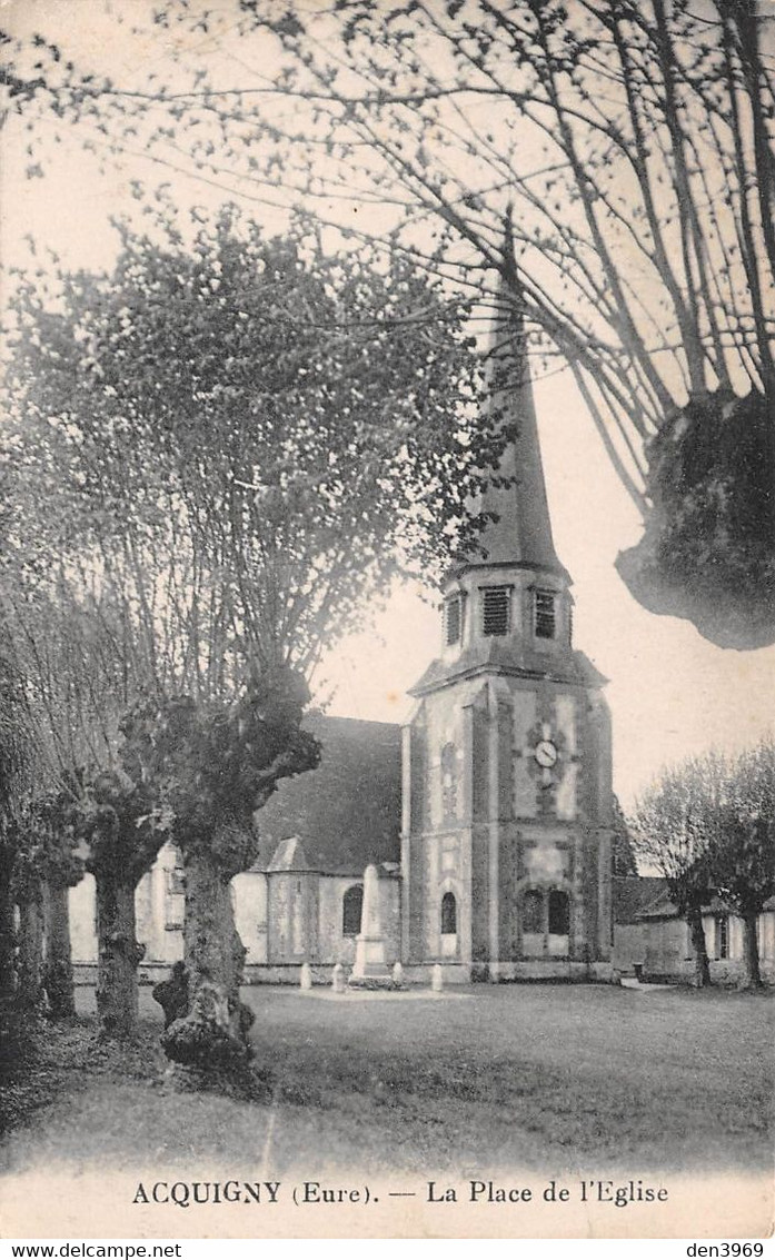 ACQUIGNY (Eure) - La Place De L'Eglise - Acquigny