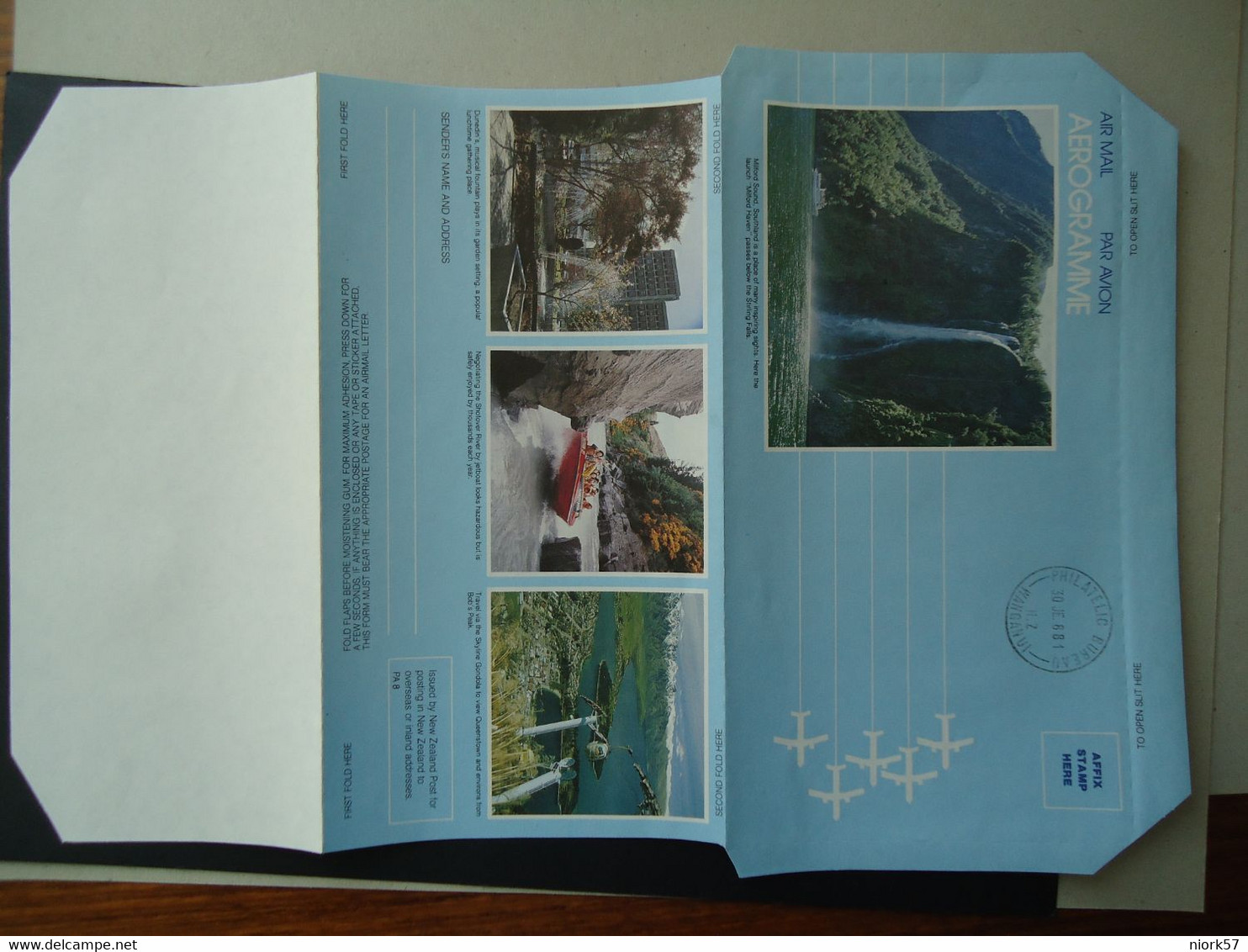 NEW ZEALAND   4  MINT AEROGRAMME LANDSCAPES MONUMENTS  4 SCAN - Airmail