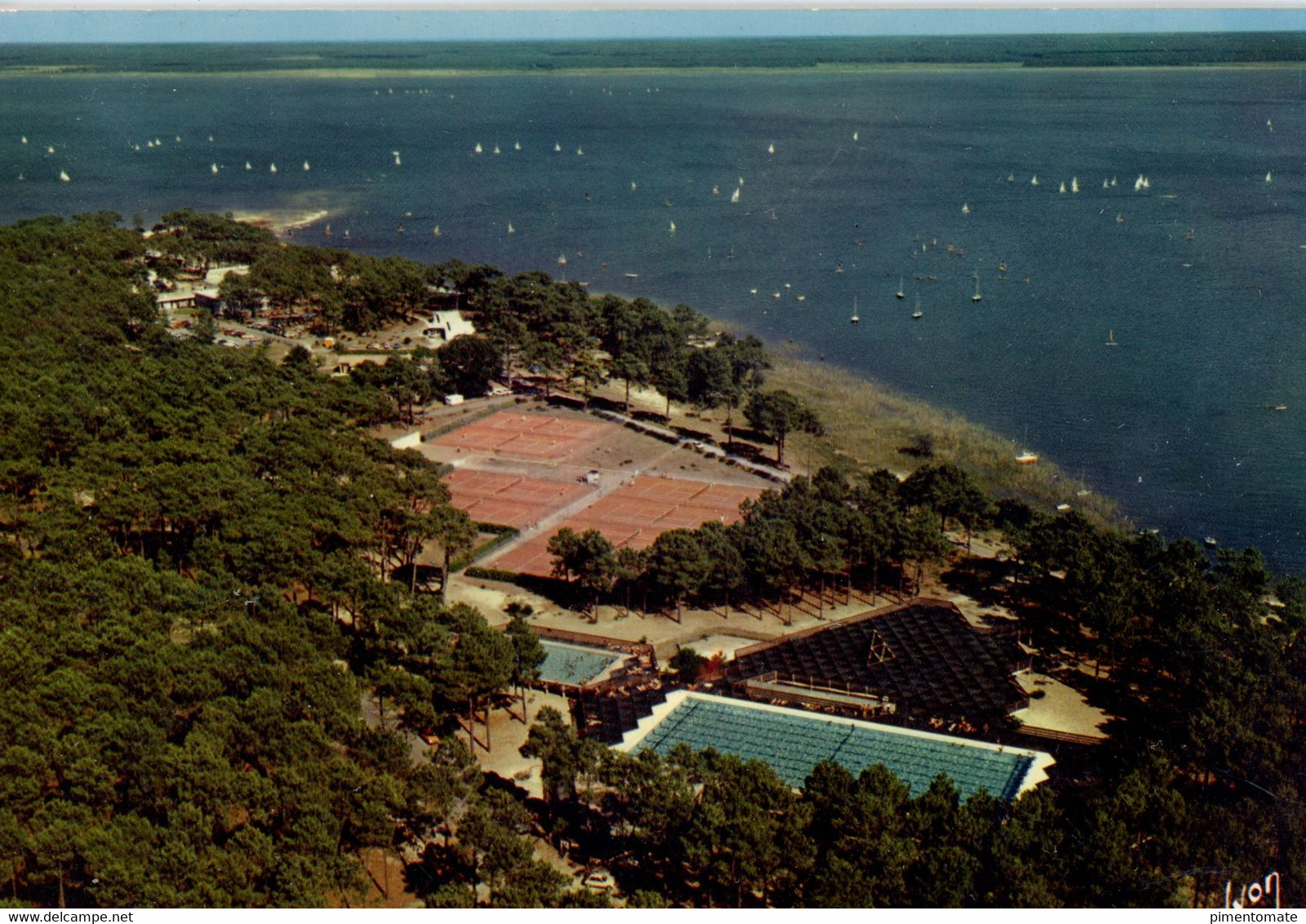 CARCANS MAUBUISSON UCPA BASE DES BOMBANNES VUE AERIENNE 1981 - Carcans