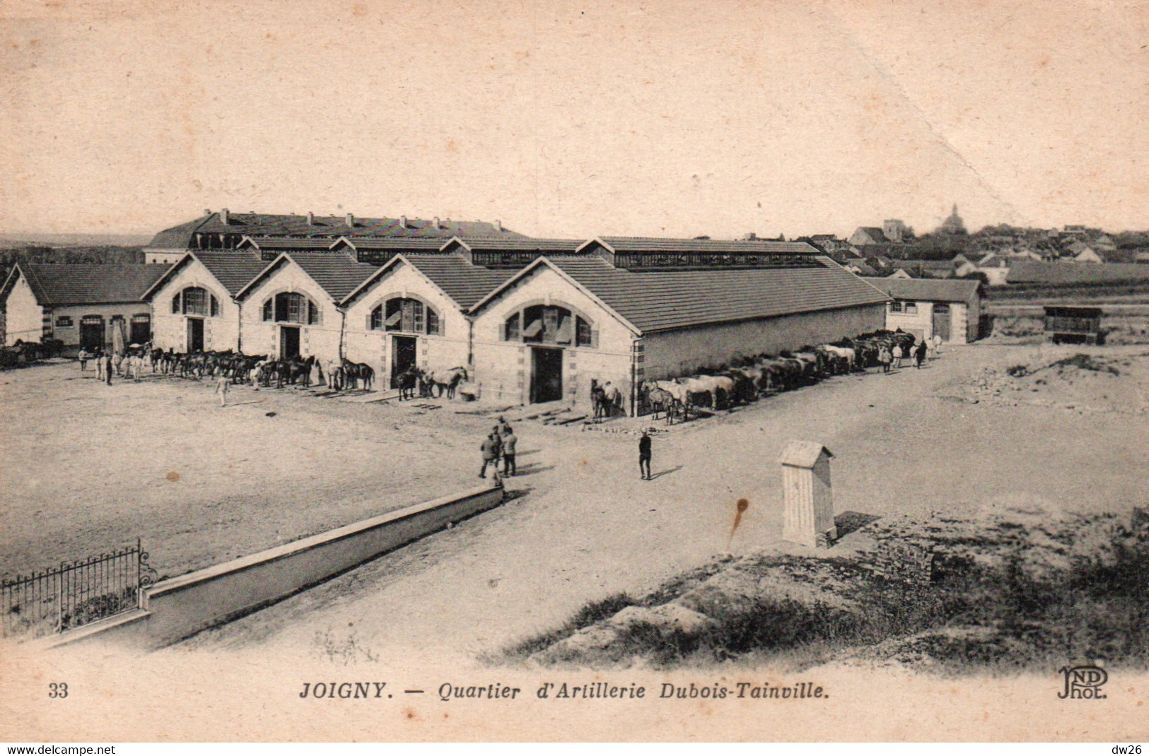 Caserne à Joigny (Yonne) Quartier D'Artillerie Dubois-Tainville, Chevaux - Carte ND Phot. N° 33 - Barracks