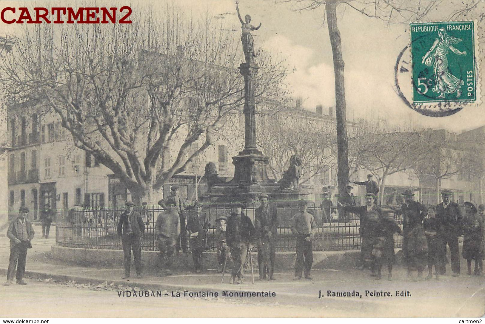 VIDAUBAN LA FONTAINE MONUMENTALE TRES ANIMEE 83 VAR - Vidauban