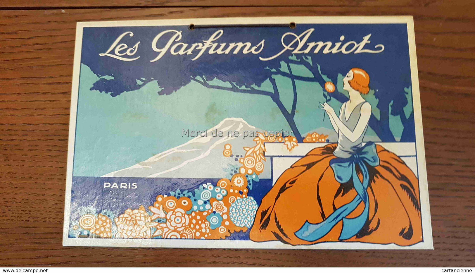 Plaquette Publicitaire - Parfums Amiot - Plaques En Carton