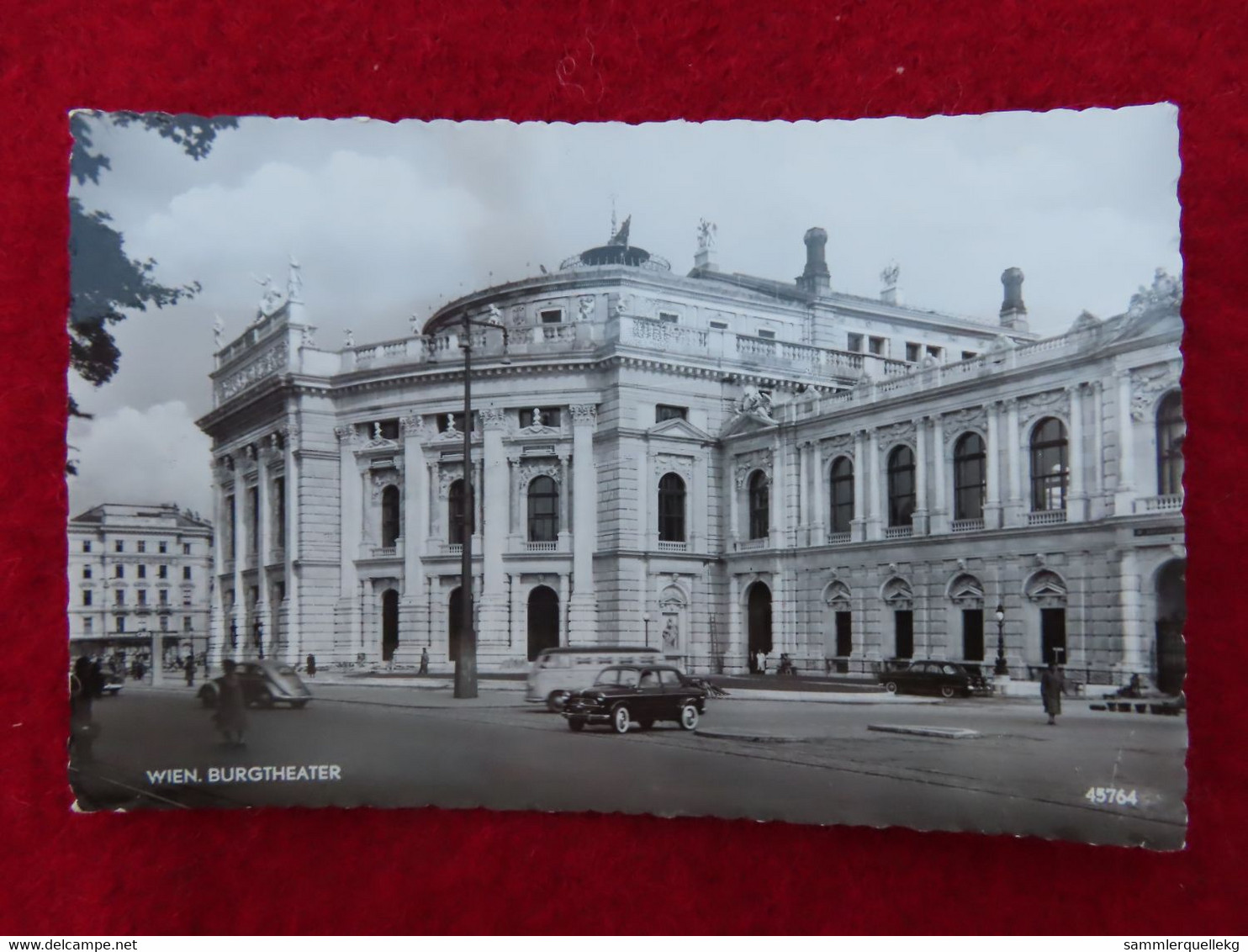 AK: Echtfoto - Burgtheater, Ungelaufen (Nr. 748) - Belvedere