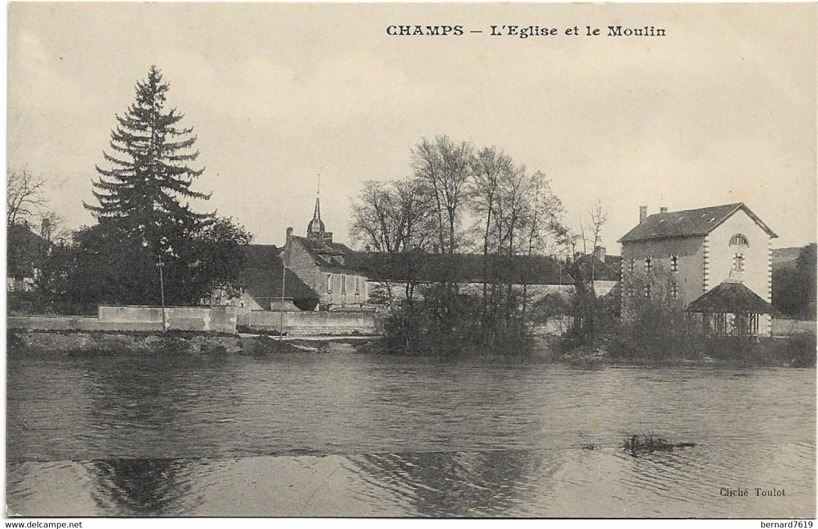 89   Champs Sur Yonne  -   L'eglise Et Le Moulin - Champs Sur Yonne