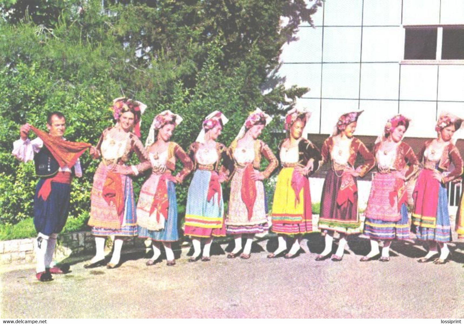 Greece:Man And Ladies Wearing National Costumes - Europe