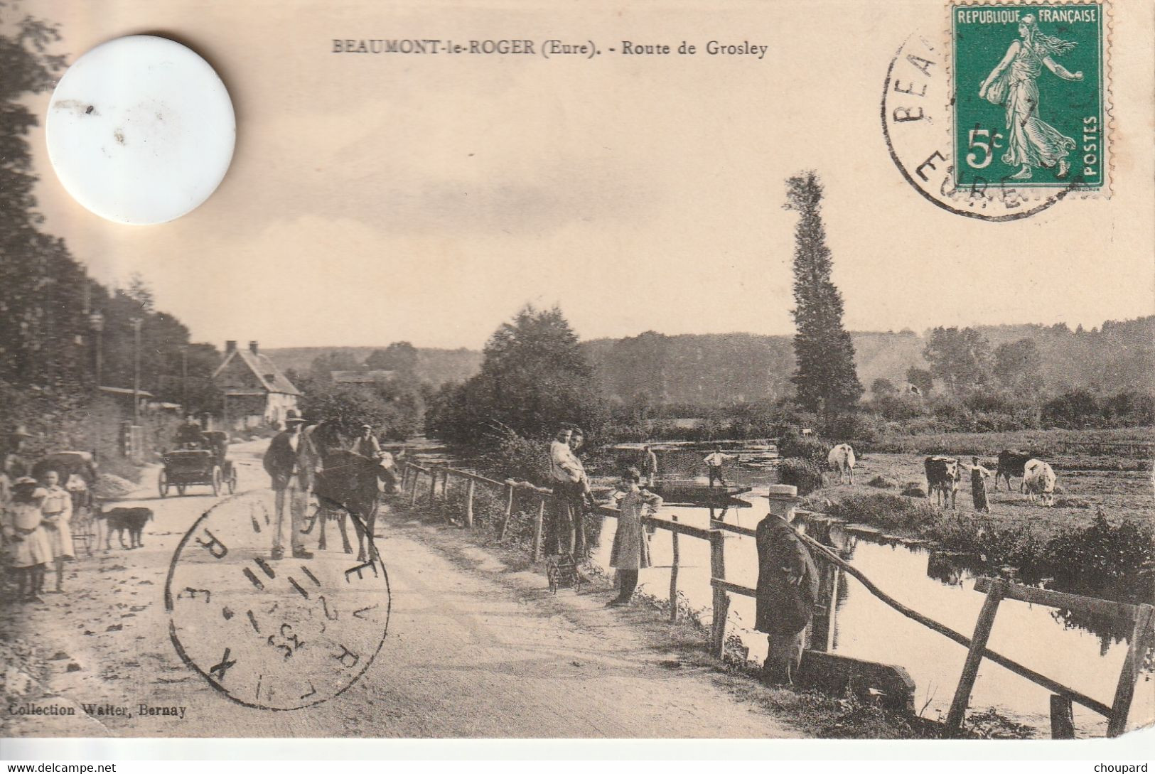 27 - Très Belle Carte Postale Ancienne De  BEAUMONT LE ROGER Route Du Grosley   Carte Animée - Beaumont-le-Roger