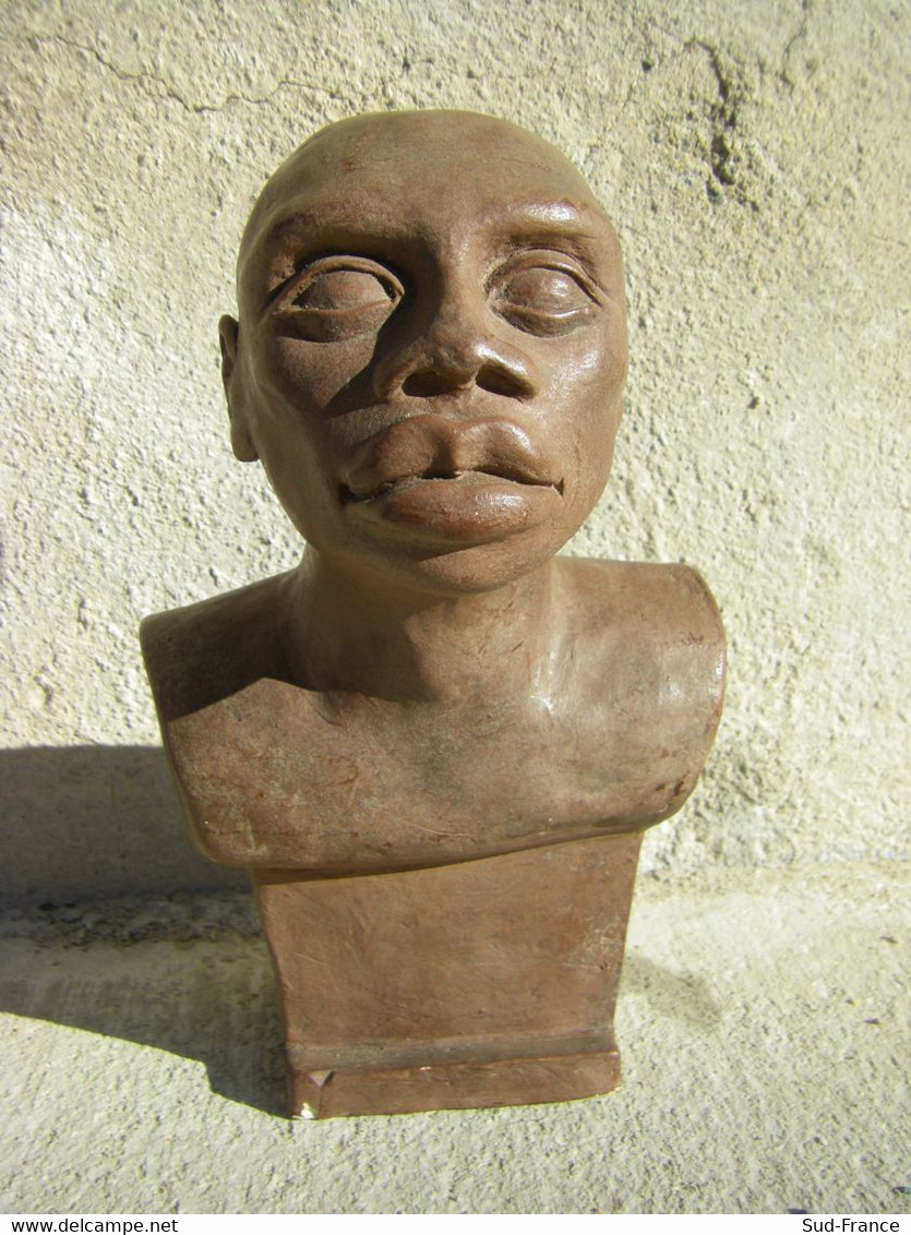 Buste D'Africain En Plâtre . "art Brut" - Otros & Sin Clasificación