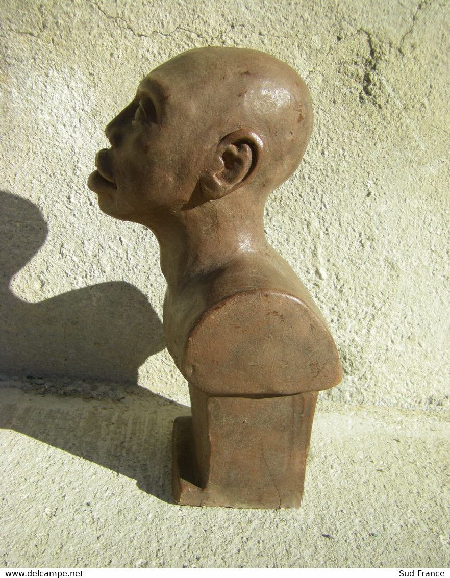 Buste D'Africain En Plâtre . "art Brut" - Autres & Non Classés