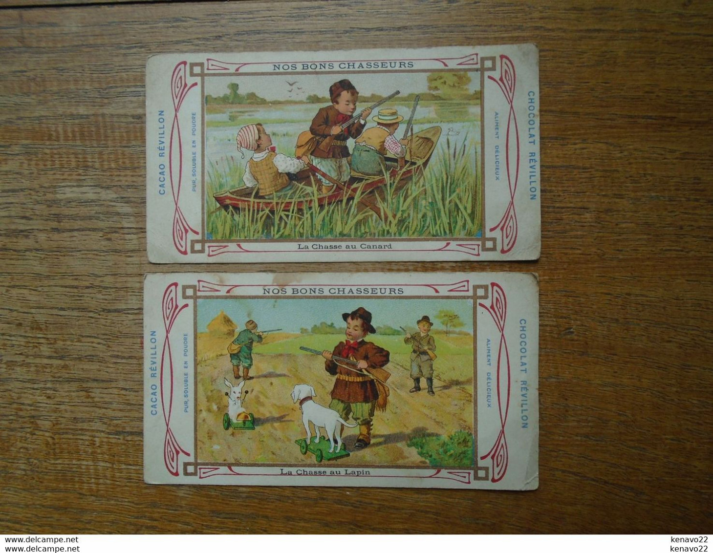 Assez Rare , 2 Images , Pub Du Cacao Révillon , Thème Nos Bons Chasseurs - Revillon