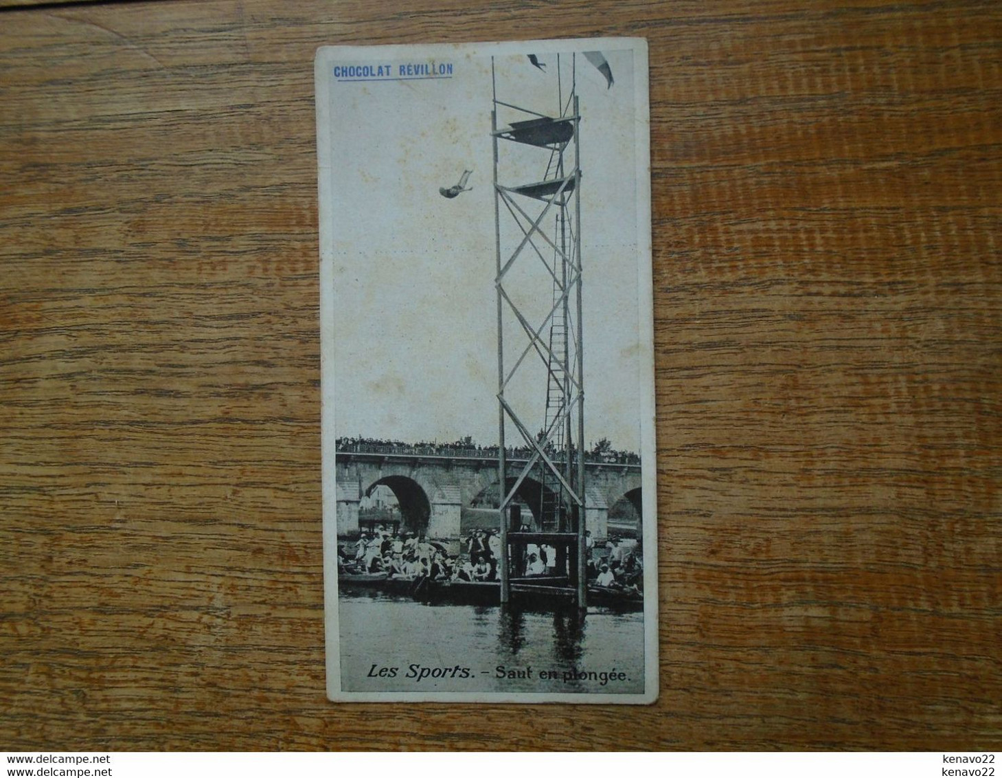 Assez Rare Images , Pub Cacao Solubre Et Chocolat Révillon , Les Sports Nautique , Saut En Plongée ( 13,3 X 6,7 Cm ) - Revillon