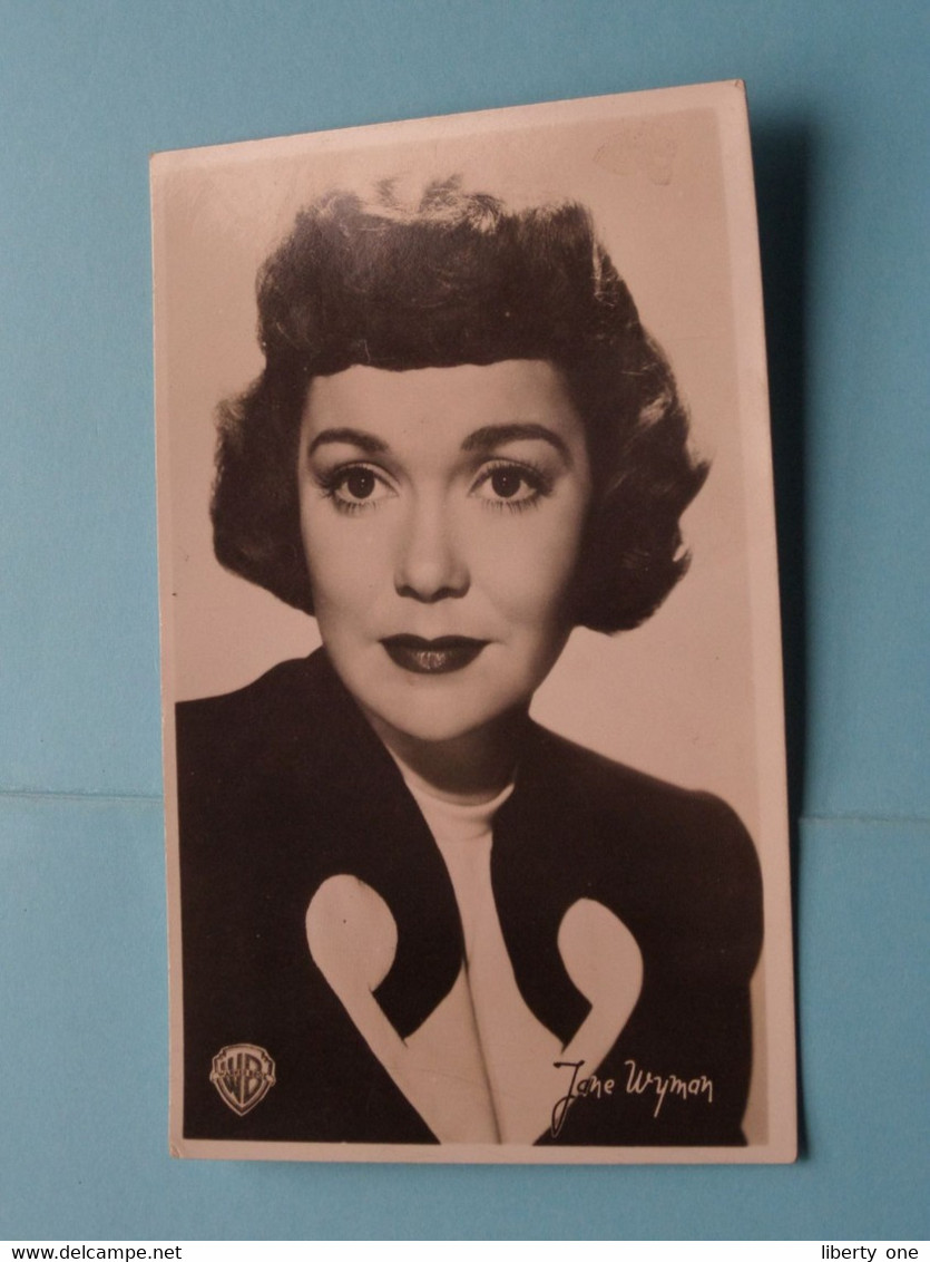 JANE WYMAN ( Photo Warner Bros ) Edit. Fotoprim > N° A 26 ( Voir / Zie Scan ) 13 X 8 Cm. - De Beukelaer