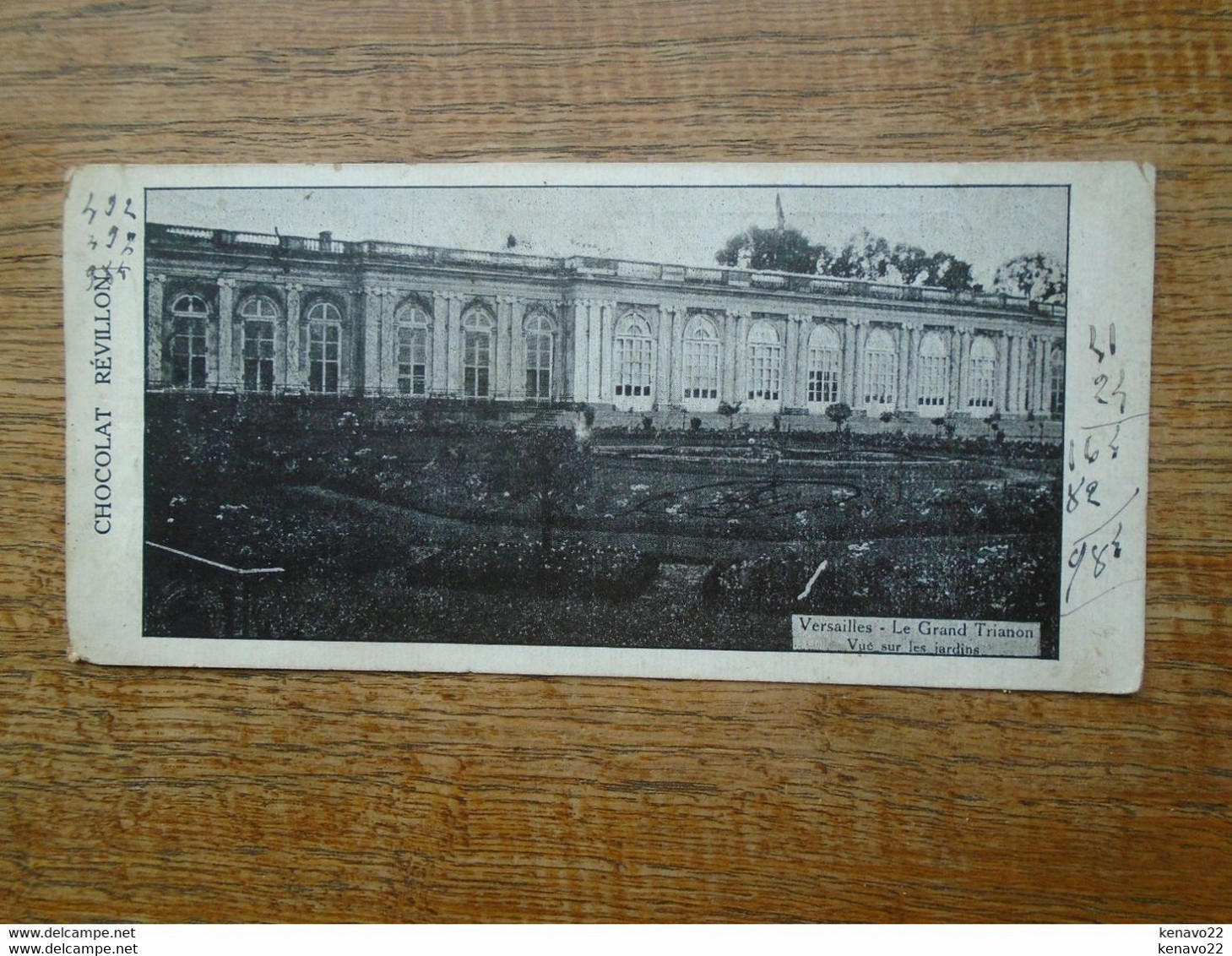 Assez Rare , Image , Pub Chocolat Révillon , Versailles , Le Grand Trianon , Vue Sur Les Jardins ( 15 X 7 Cm ) - Revillon