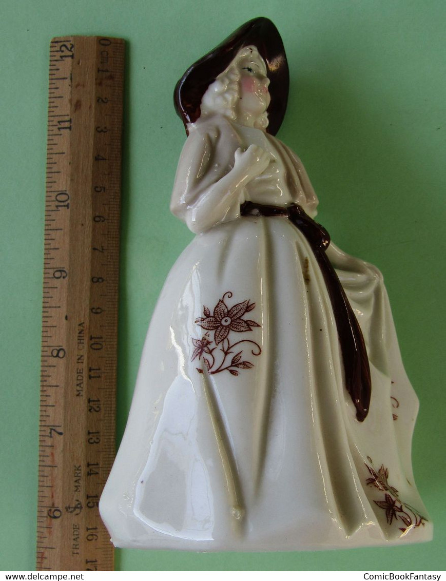 Vintage Figurine Victorian/Frontier Woman 8 X 15 Cm - Very Rare. Collectible - Personen