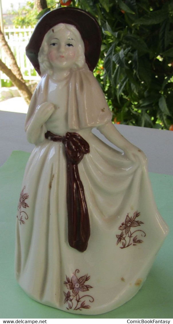 Vintage Figurine Victorian/Frontier Woman 8 X 15 Cm - Very Rare. Collectible - People