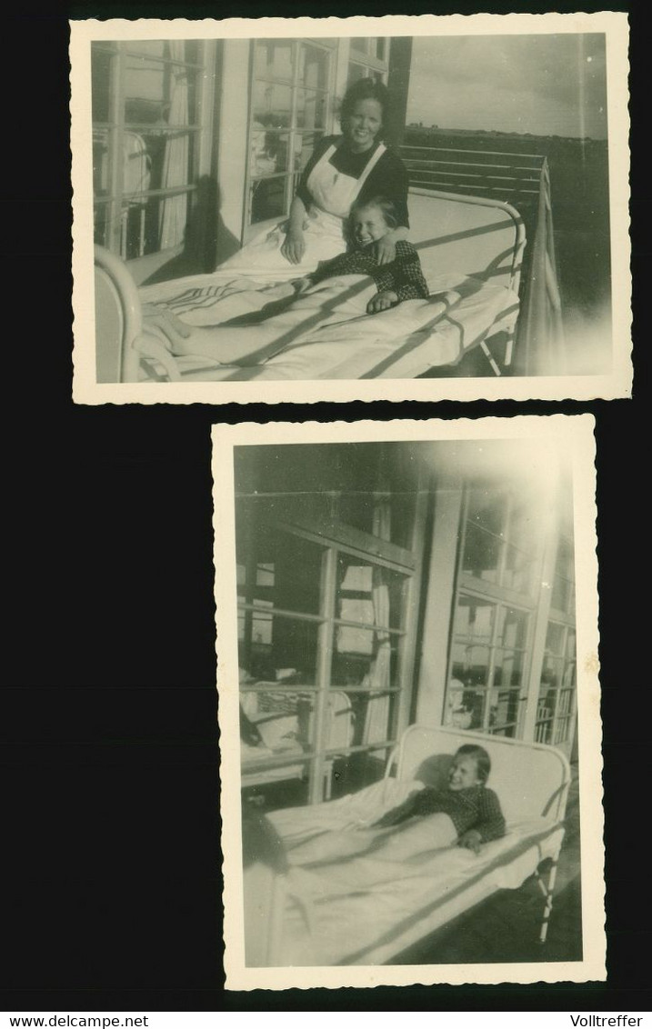 2x Orig. Foto 1950 Kleines Mädchen In Der Heilstätte Auf Amrum, Mädchen Im Bett, Krankenschwester - Nordfriesland