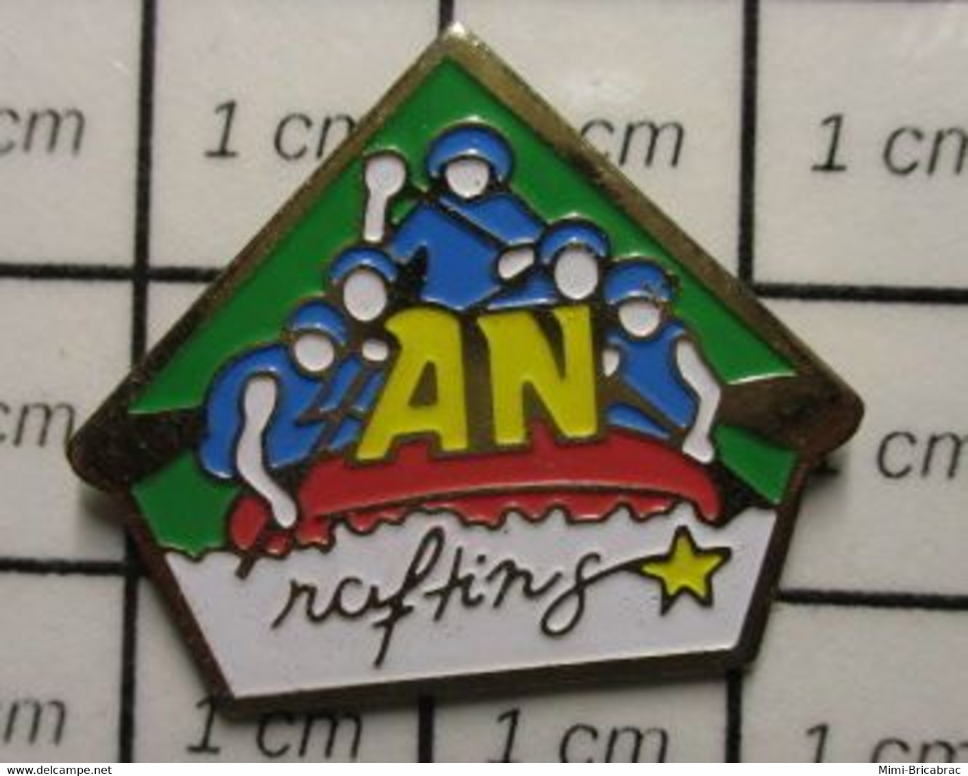 411c Pin's Pins / Beau Et Rare / THEME : SPORTS / AN RAFTING RADEAU PNEUMATIQUE - Canoë