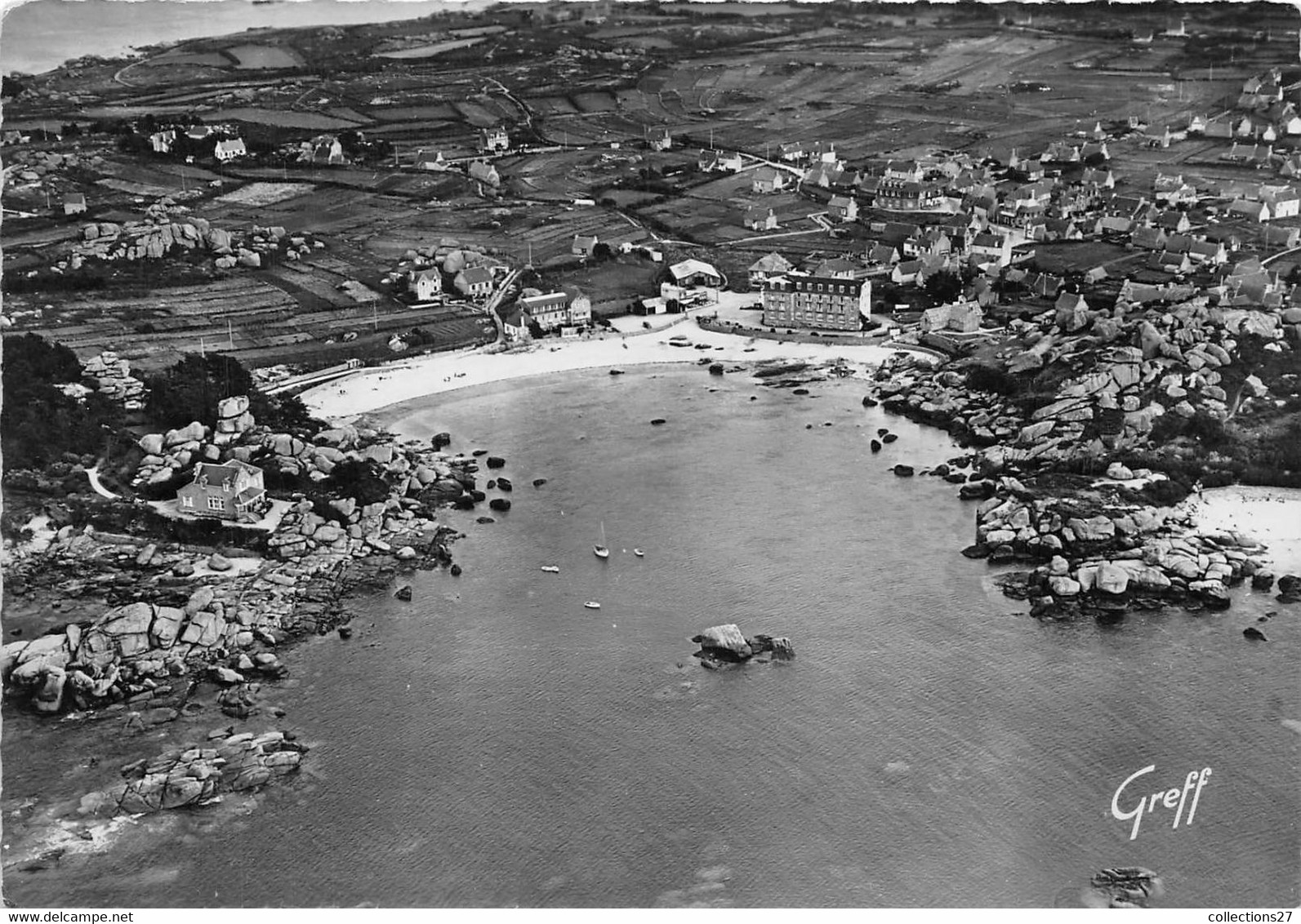 22-PLOUMANAC'H- VUE AERIENNE DE LA PLAGE SAINT-GUIREC - Ploumanac'h