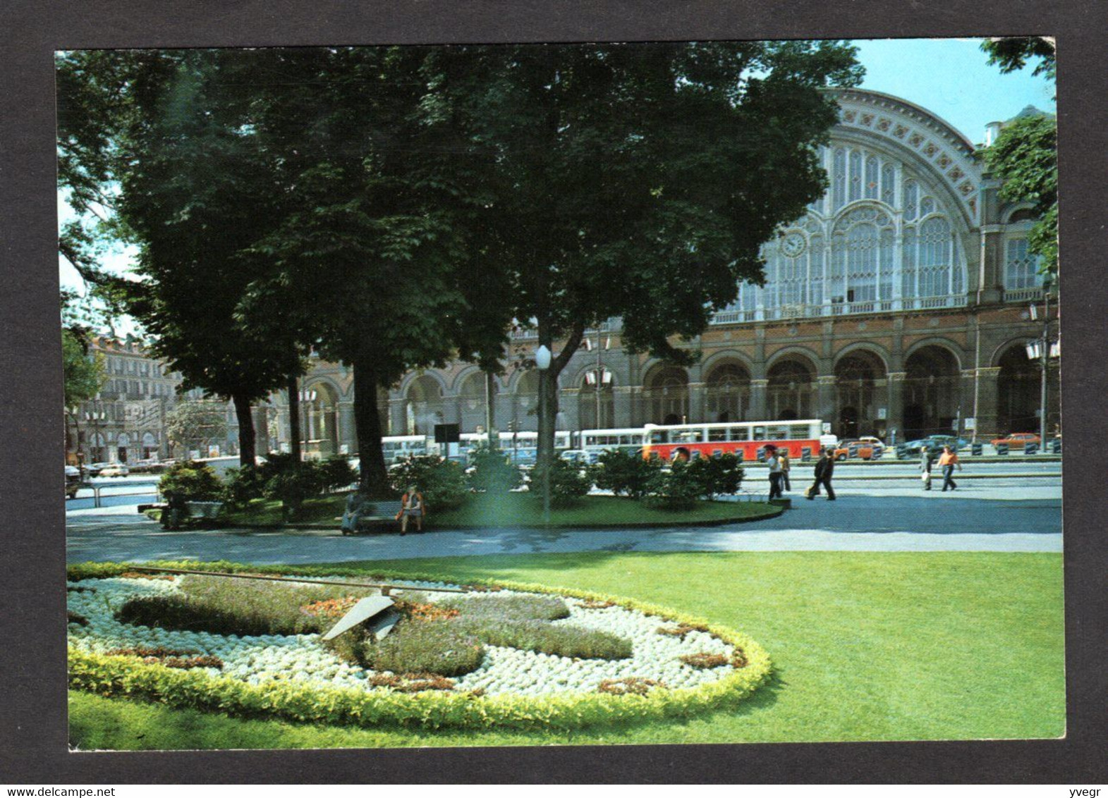 Pas Courant - Italie - TURIN - Stazione Di Porta Nuova E Giardini Di Piazza Carlo Felice (Gare Et Jardins Place Felice) - Stazione Porta Nuova