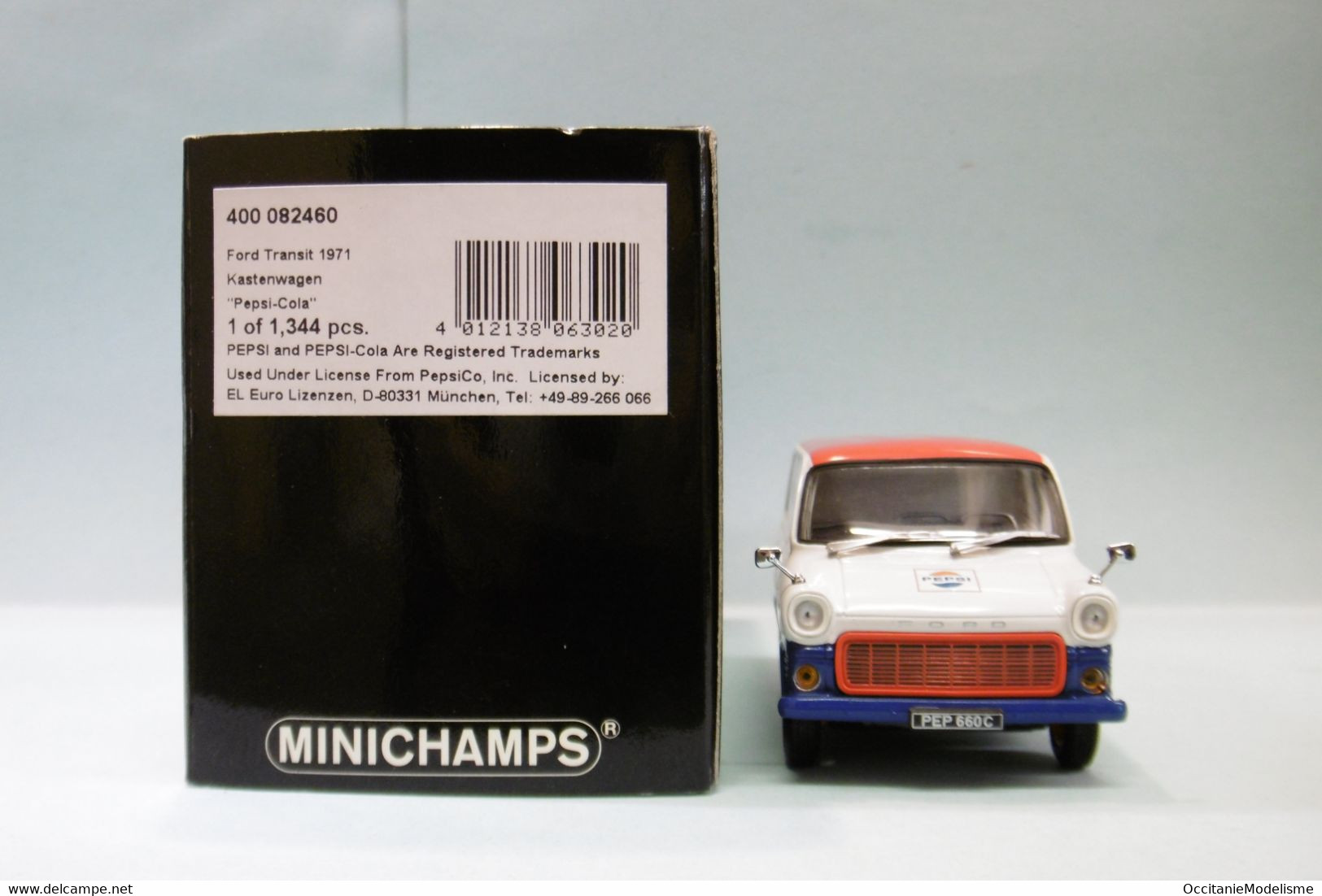 Minichamps - FORD TRANSIT 1971 PEPSI COLA Kastenwagen Réf. 400 082460 BO 1/43 - Minichamps