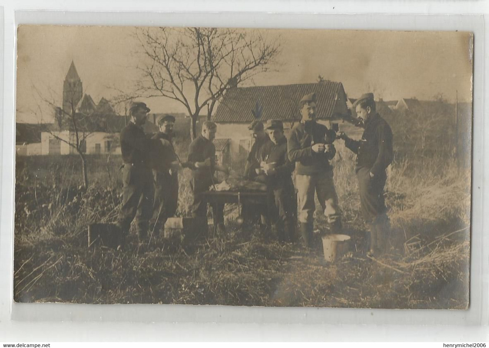 Carte Photo 54 Environ  Luneville  Militaires Préparant La Popote Cuisine Boucher Découpage De La Viande Carte Photo - Oorlog 1914-18