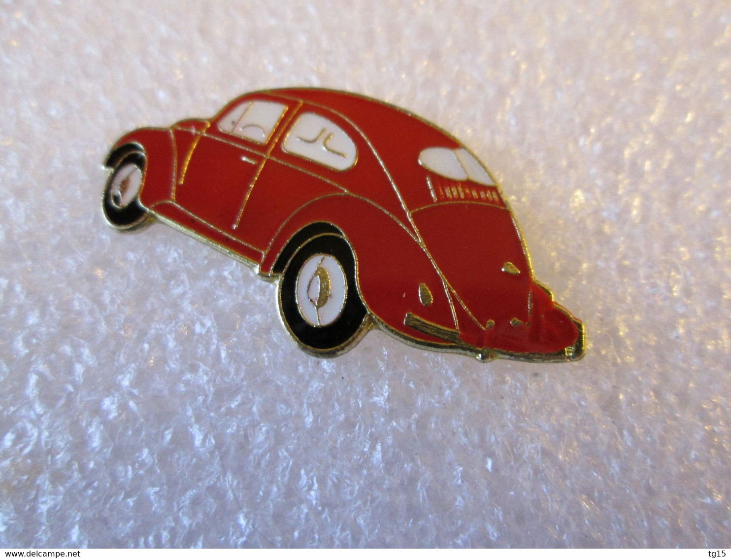 PIN'S    VOLKSWAGEN  COCCINELLE - Volkswagen